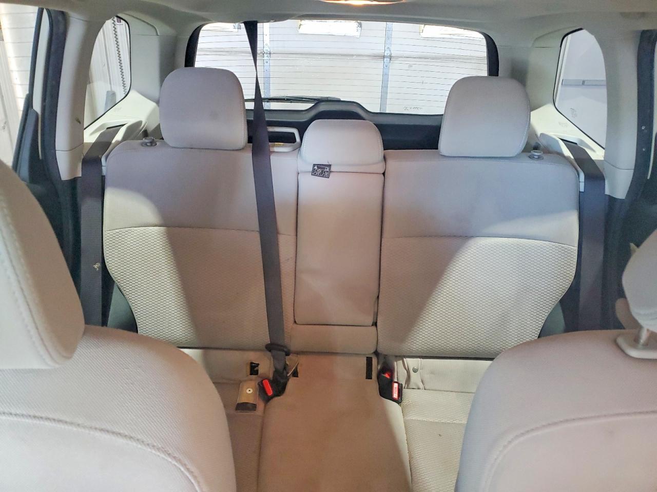 2014 Subaru Forester 2.5i Premium White vin: JF2SJAGC5EH492501