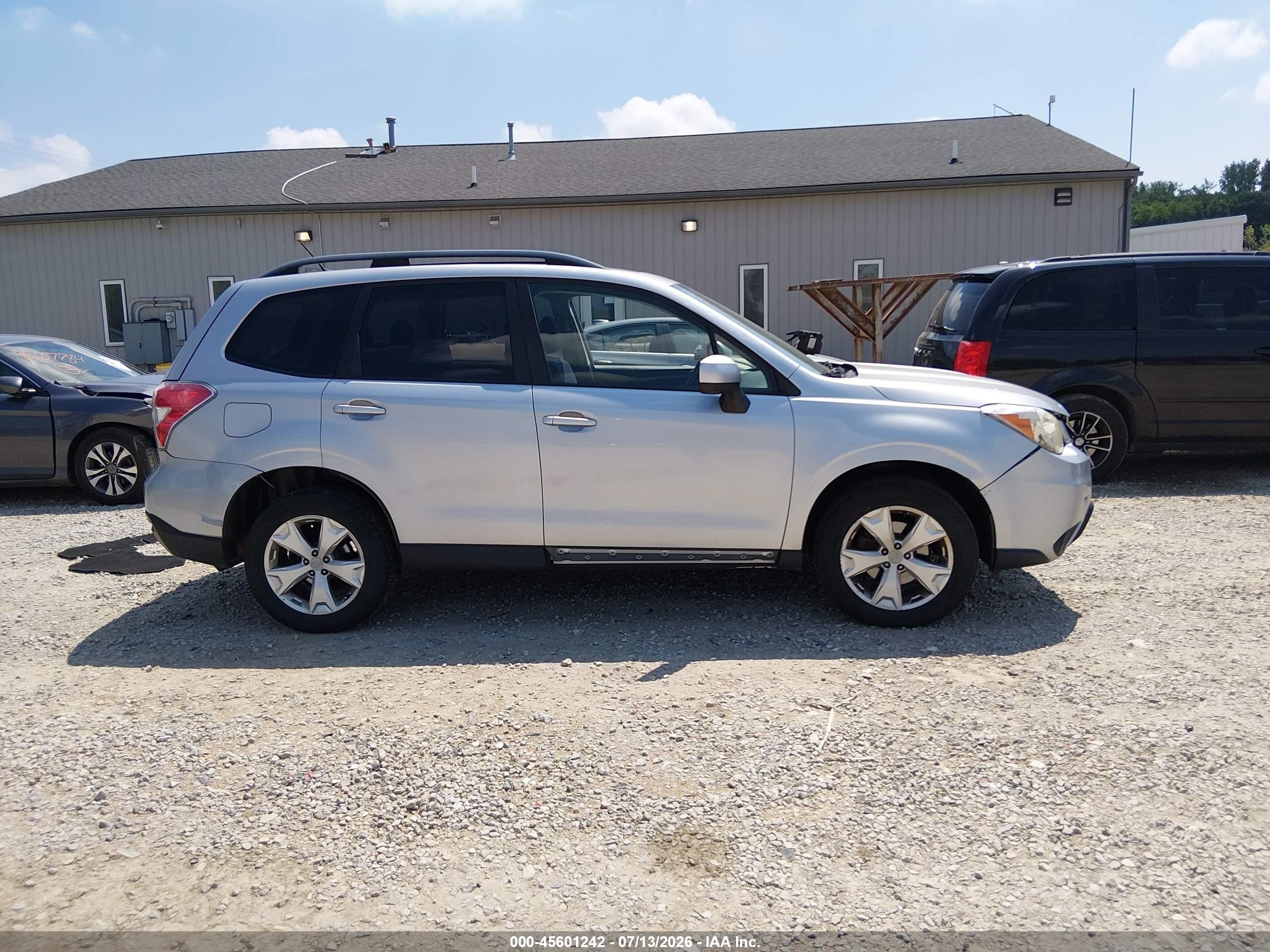 2014 Subaru Forester 2.5i Premium Silver vin: JF2SJAGC5EH510253