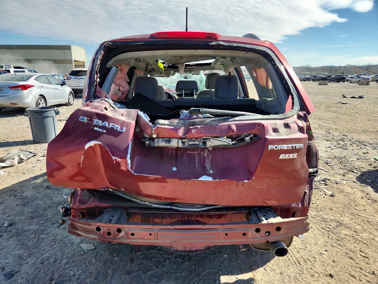 2015 Subaru Forester 2.5i Premium Red vin: JF2SJAGC5FH807749