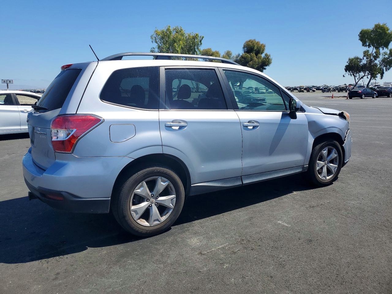 2015 Subaru Forester 2.5i Premium Gray vin: JF2SJAGC5FH810540