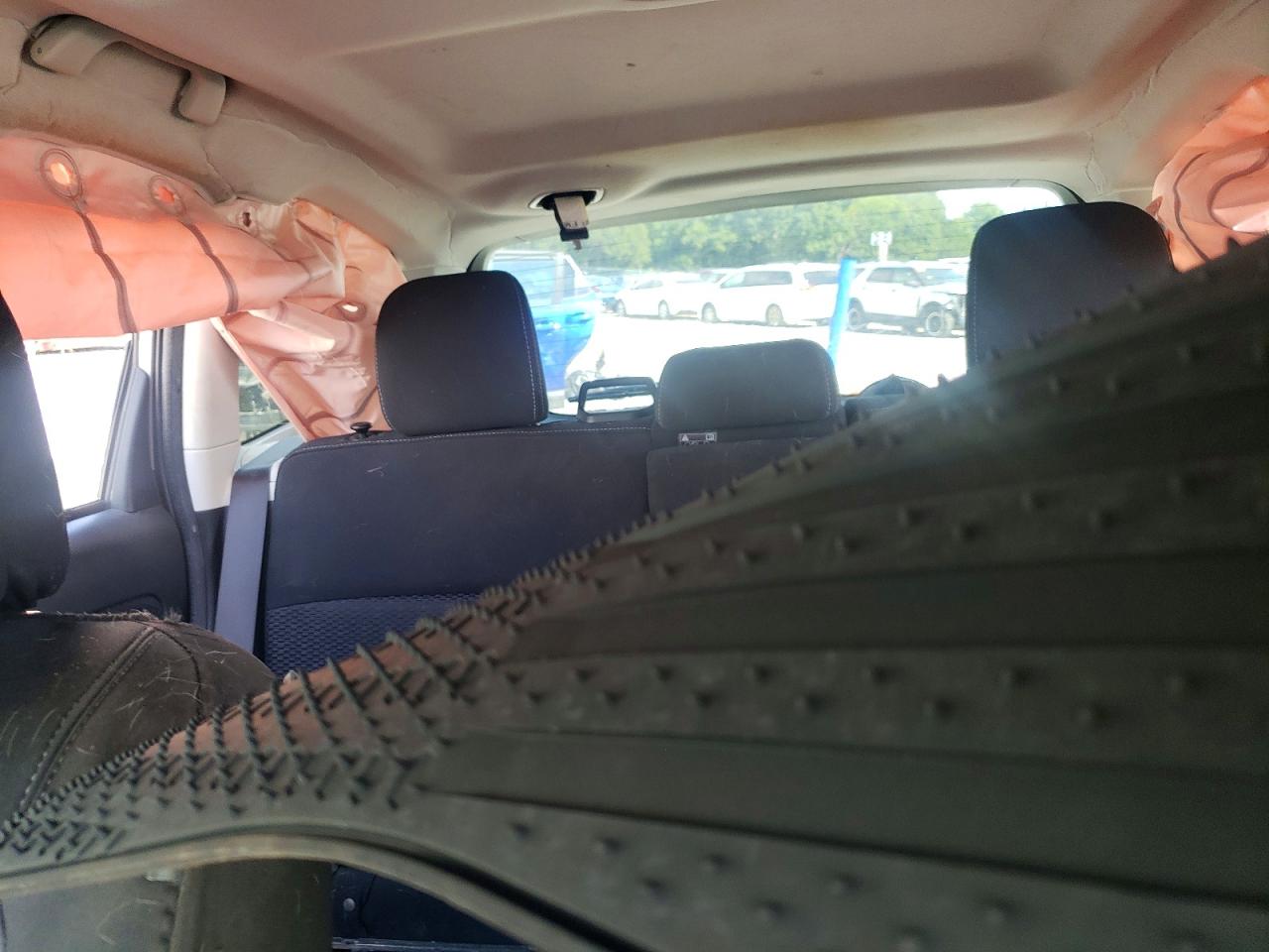 2018 Subaru Forester 2.5i Premium Silver vin: JF2SJAGC5JH586470