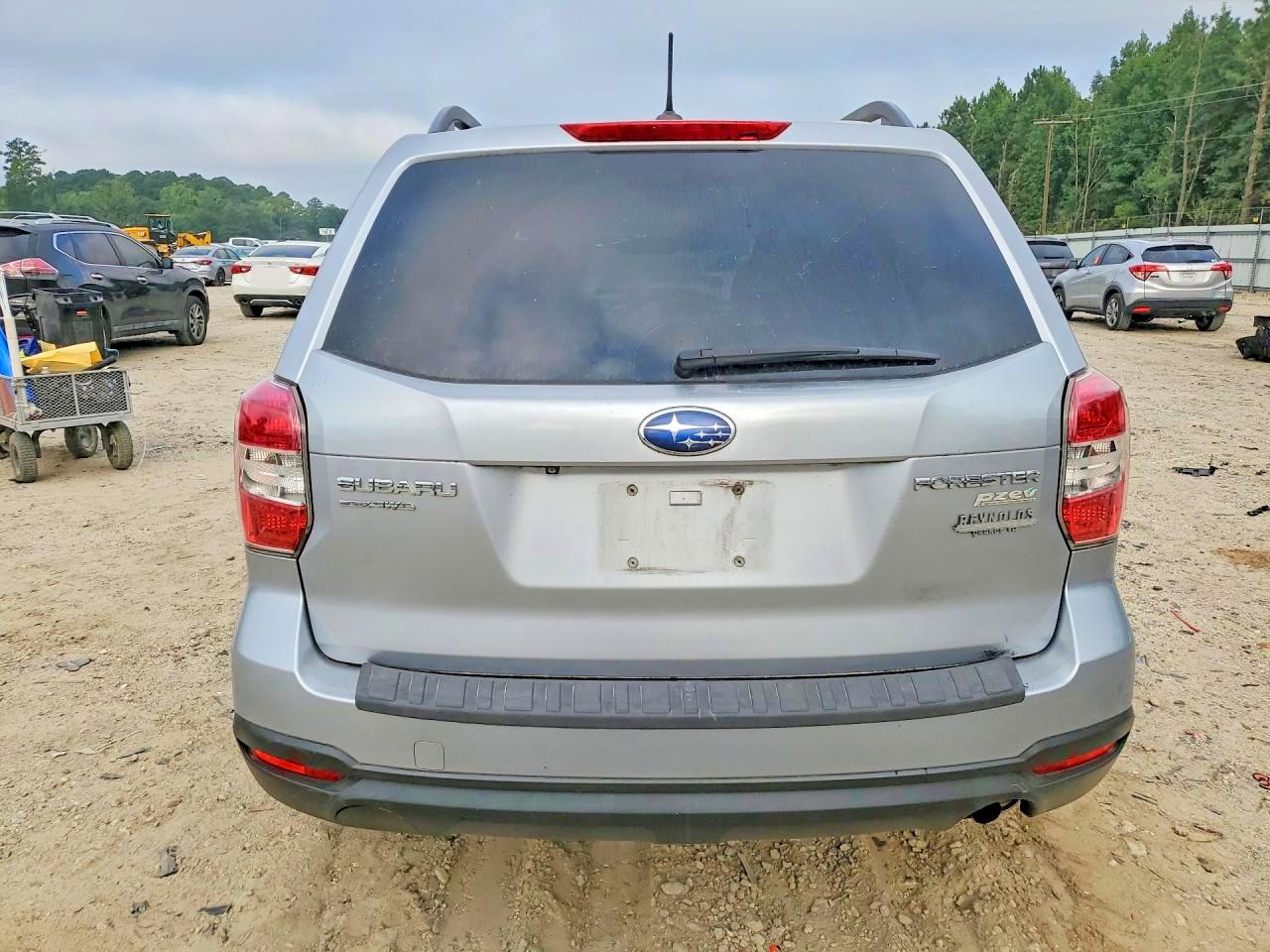 2014 Subaru Forester 2.5i Premium Серебряный vin: JF2SJAGC6EH453917