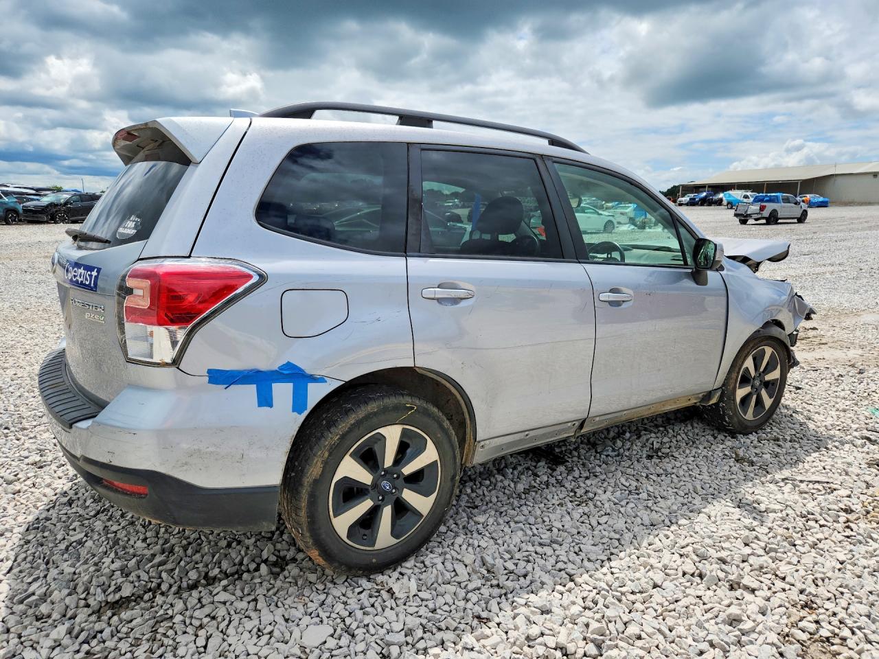 2017 Subaru Forester 2.5i Premium Silver vin: JF2SJAGC6HH437186