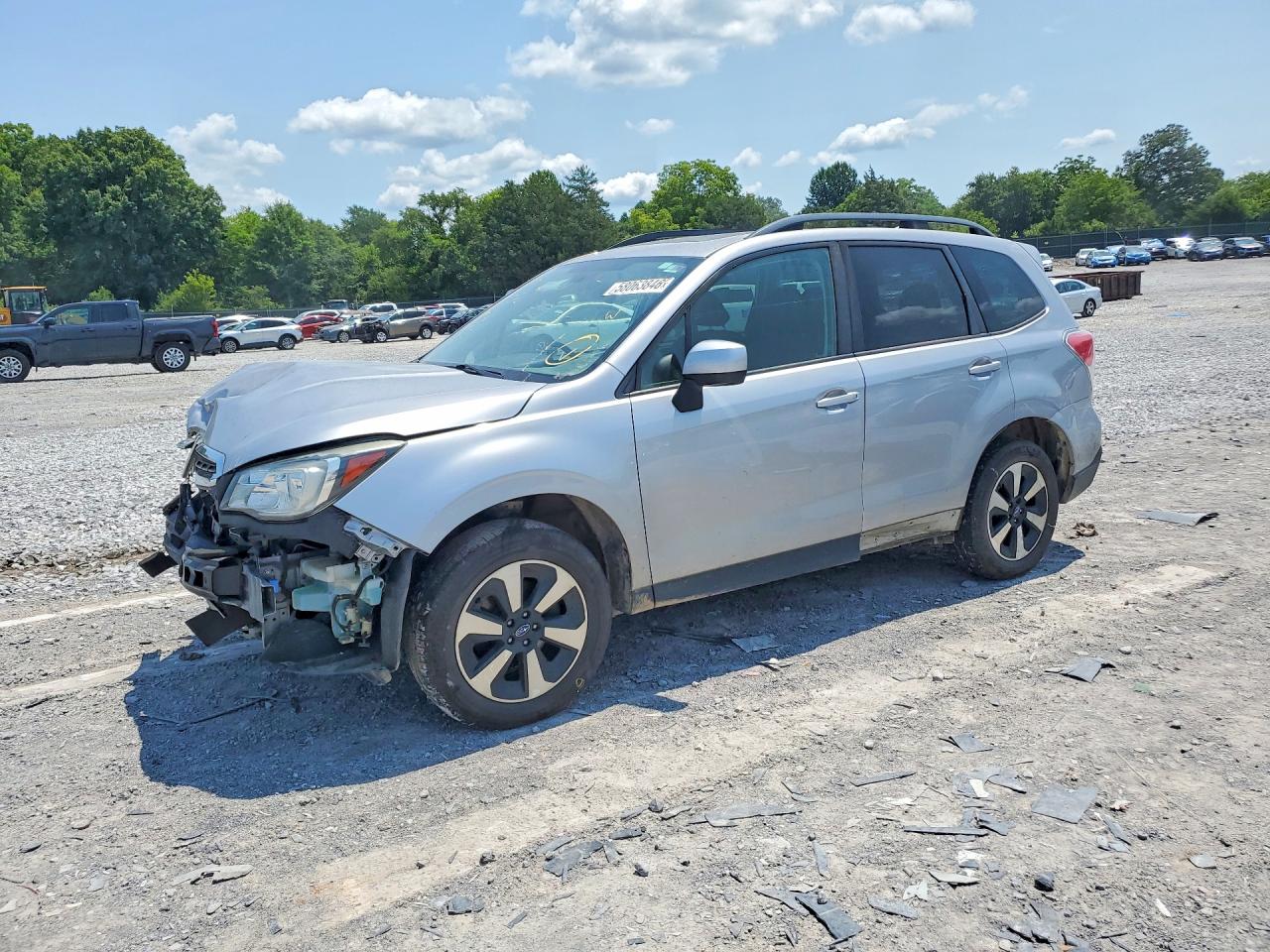 2017 Subaru Forester 2.5i Premium Silver vin: JF2SJAGC6HH437186