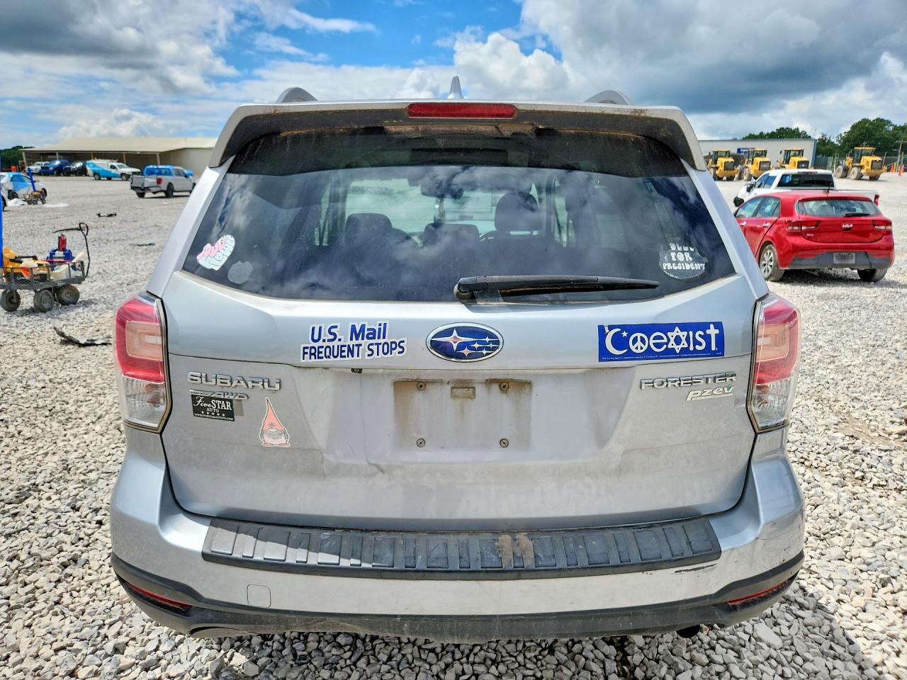 2017 Subaru Forester 2.5i Premium Silver vin: JF2SJAGC6HH437186