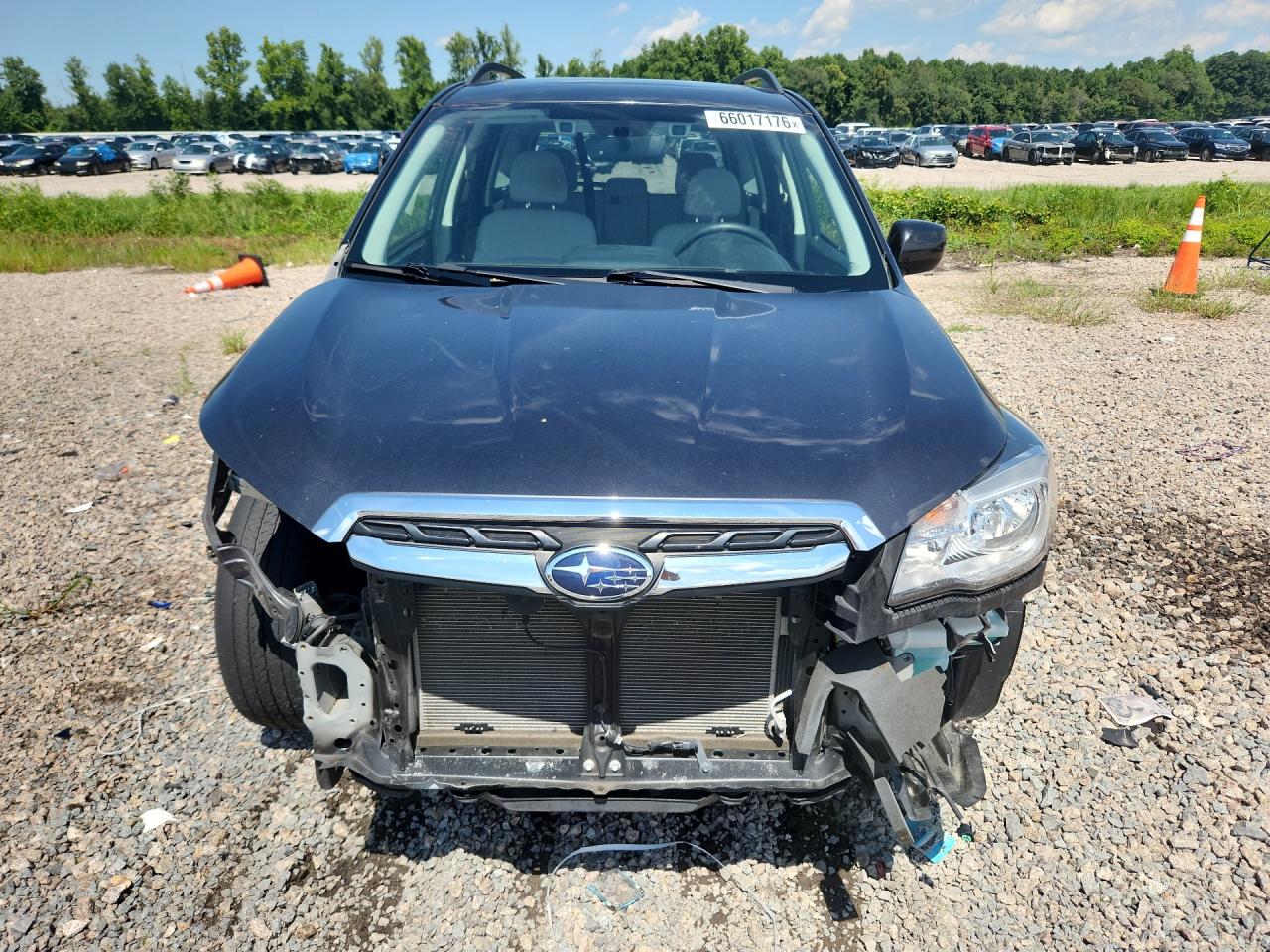 2018 Subaru Forester 2.5i Premium Gray vin: JF2SJAGC6JH603518