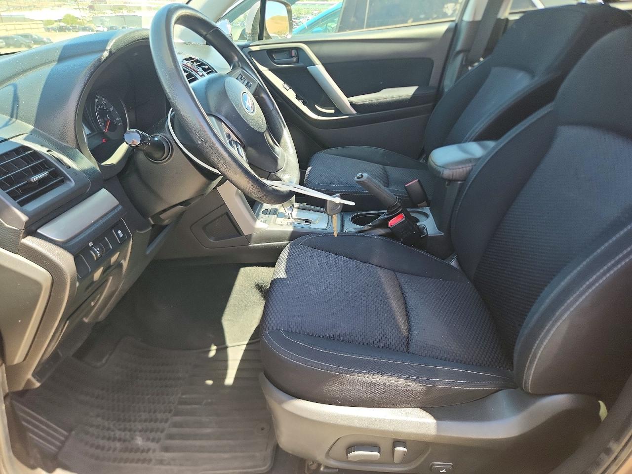 2015 Subaru Forester 2.5i Premium Tan vin: JF2SJAGC7FH515651