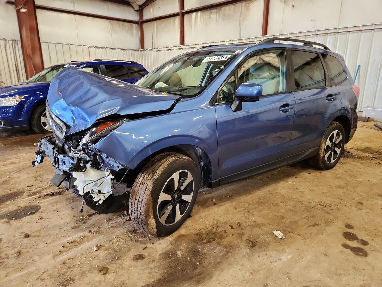 2018 Subaru Forester 2.5i Premium Blue vin: JF2SJAGC7JH504481