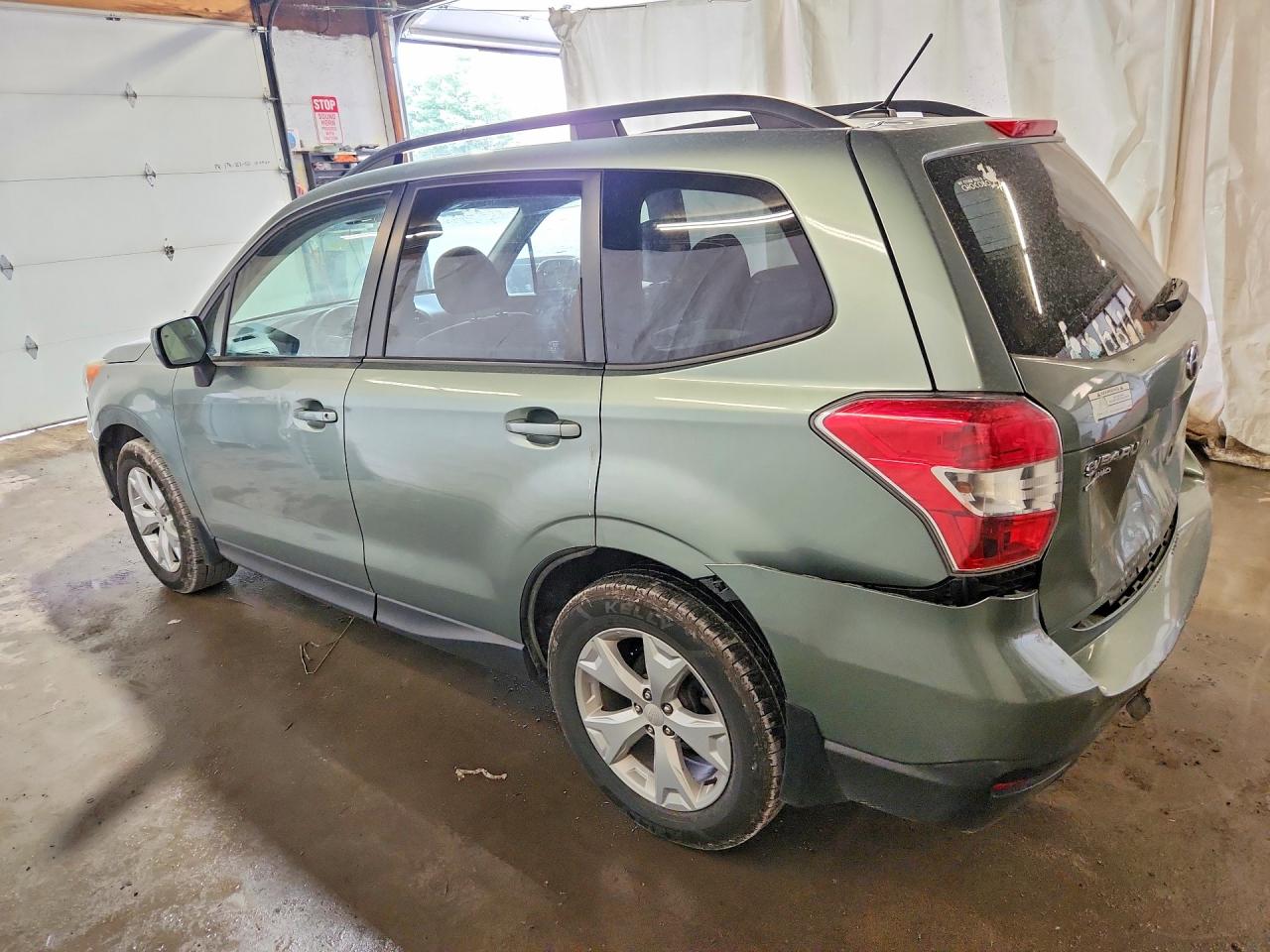 2014 Subaru Forester 2.5i Premium Green vin: JF2SJAGC8EH416643