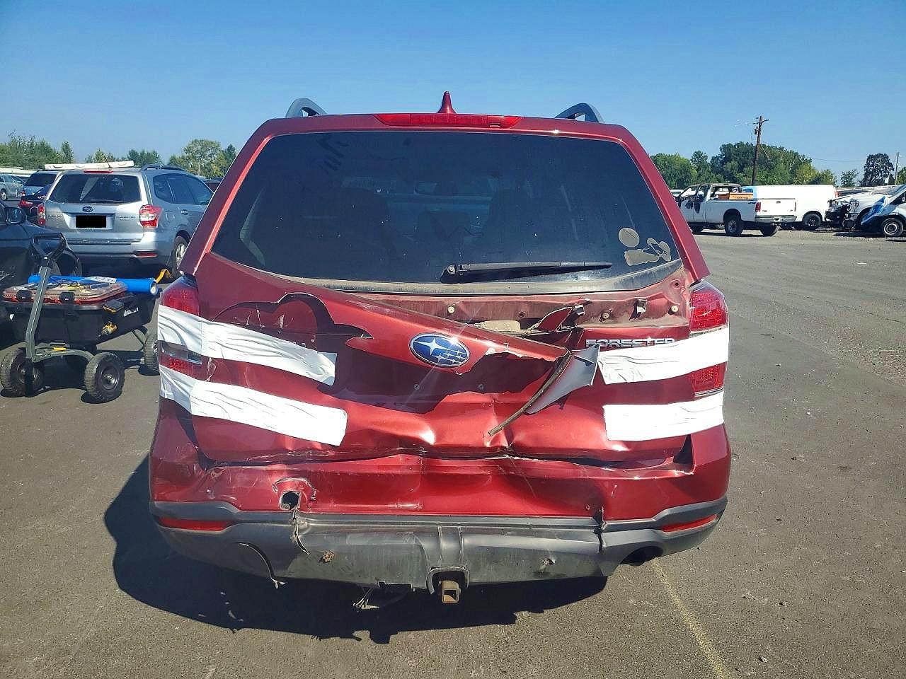 2016 Subaru Forester 2.5i Premium Темно-бордовый vin: JF2SJAGC8GH568599