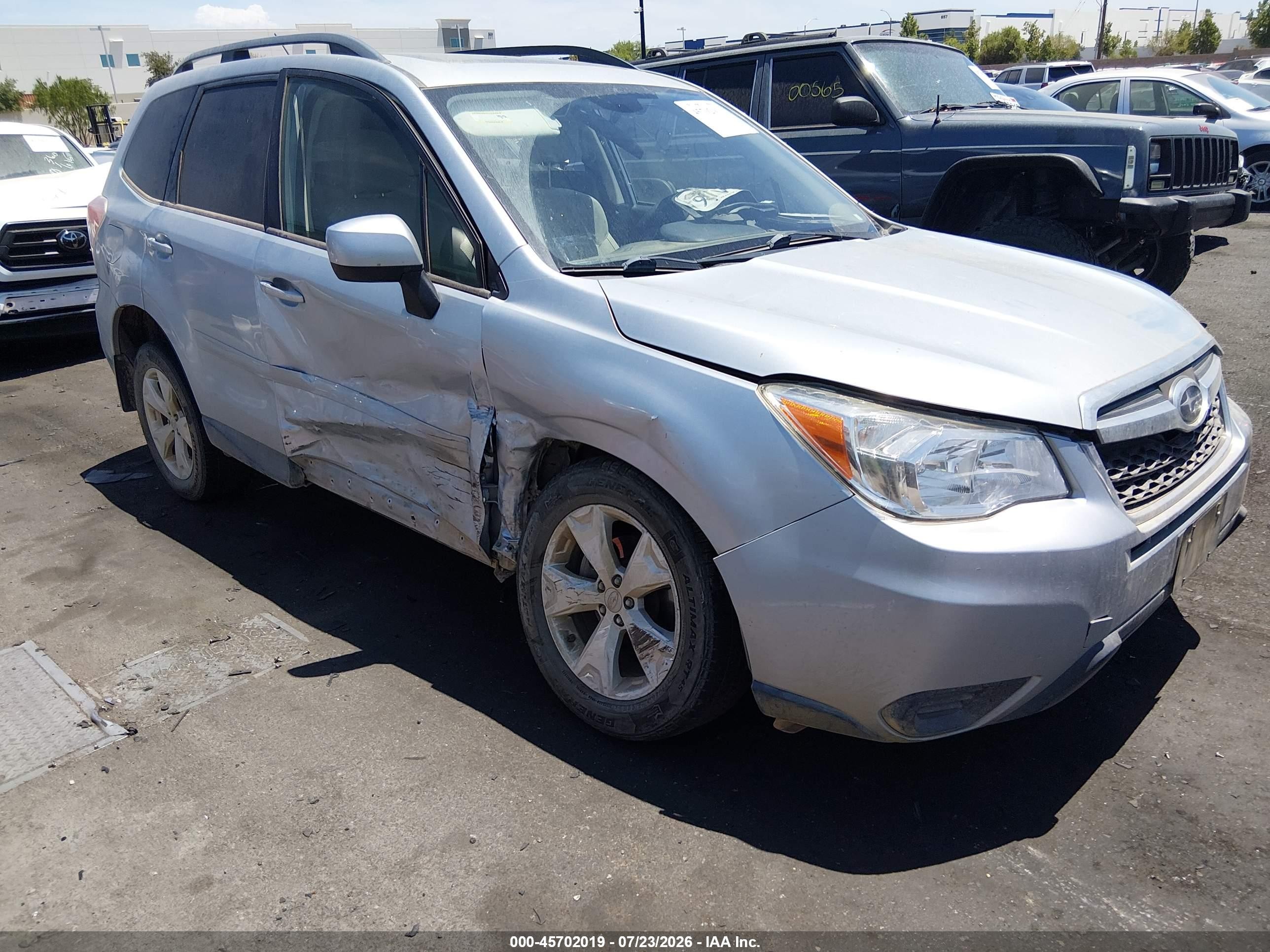 2015 Subaru Forester 2.5i Premium Silver vin: JF2SJAGC9FH596376