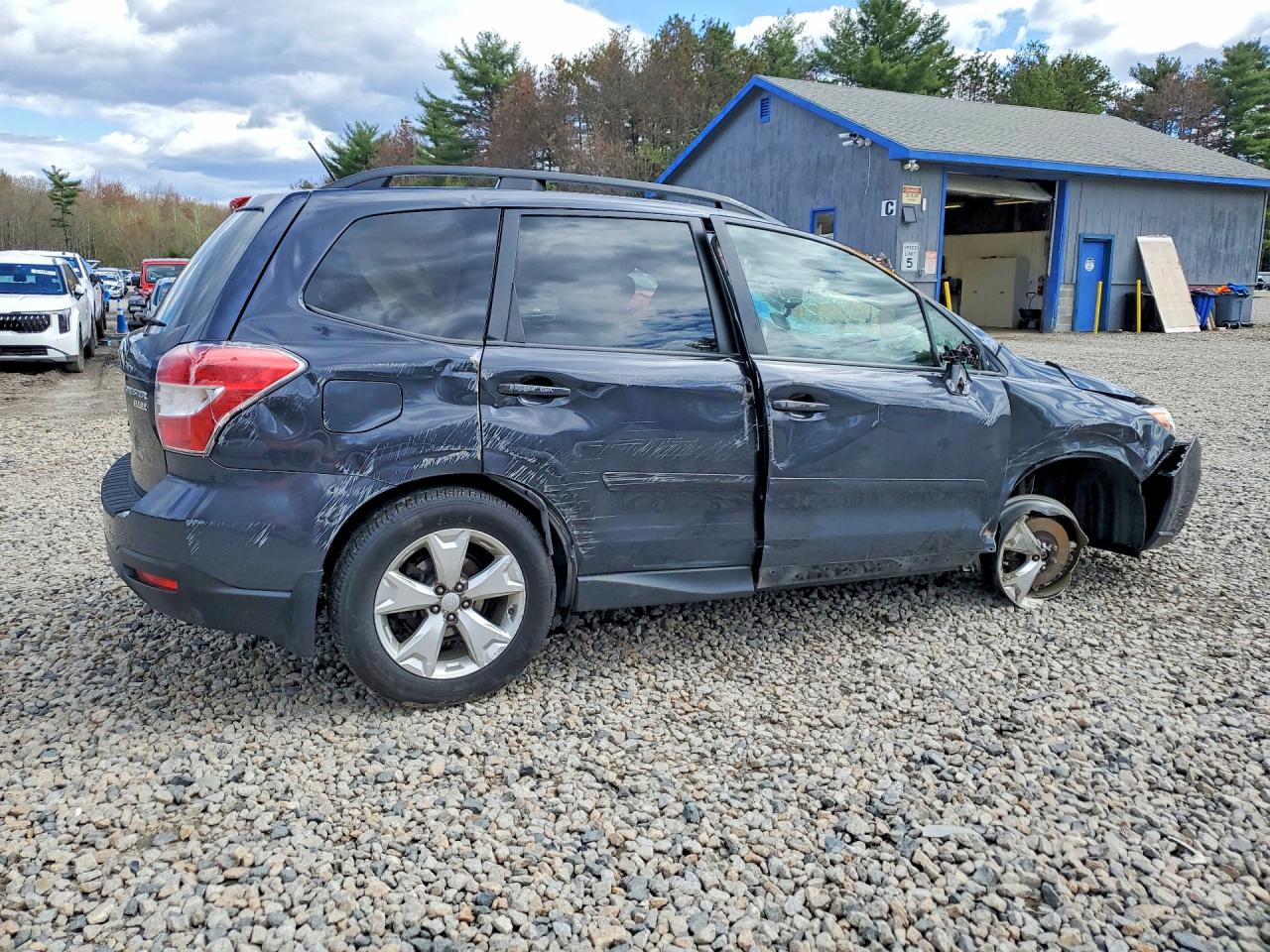 2015 Subaru Forester 2.5i Premium Blue vin: JF2SJAGC9FH806684
