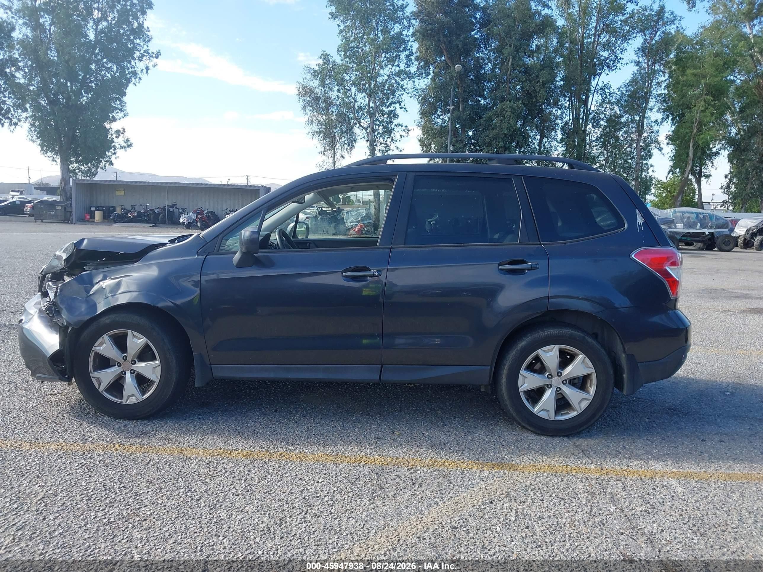 2015 Subaru Forester 2.5i Premium Black vin: JF2SJAGCXFH804068