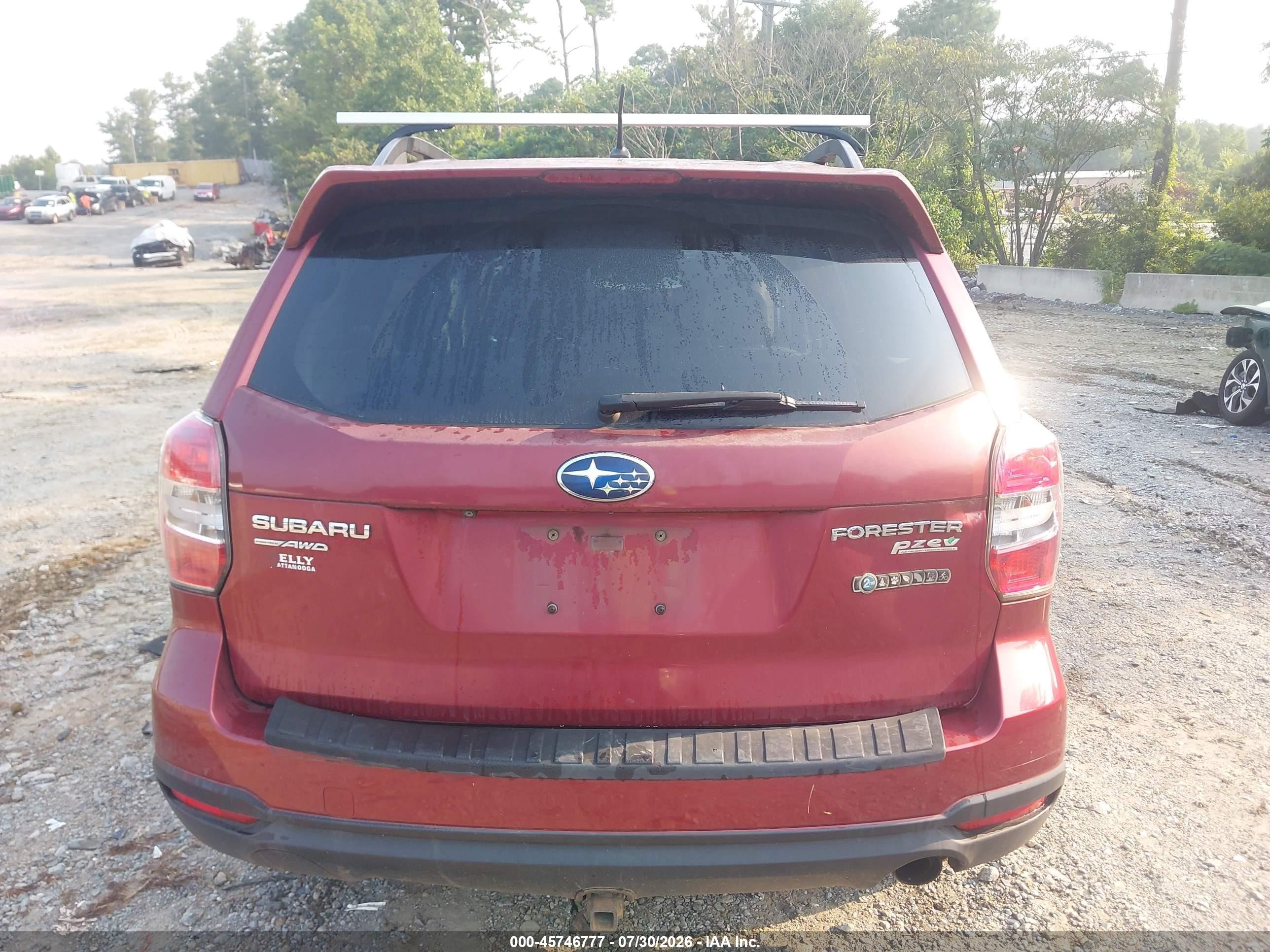 2014 Subaru Forester 2.5i Limited Red vin: JF2SJAHC0EH501409
