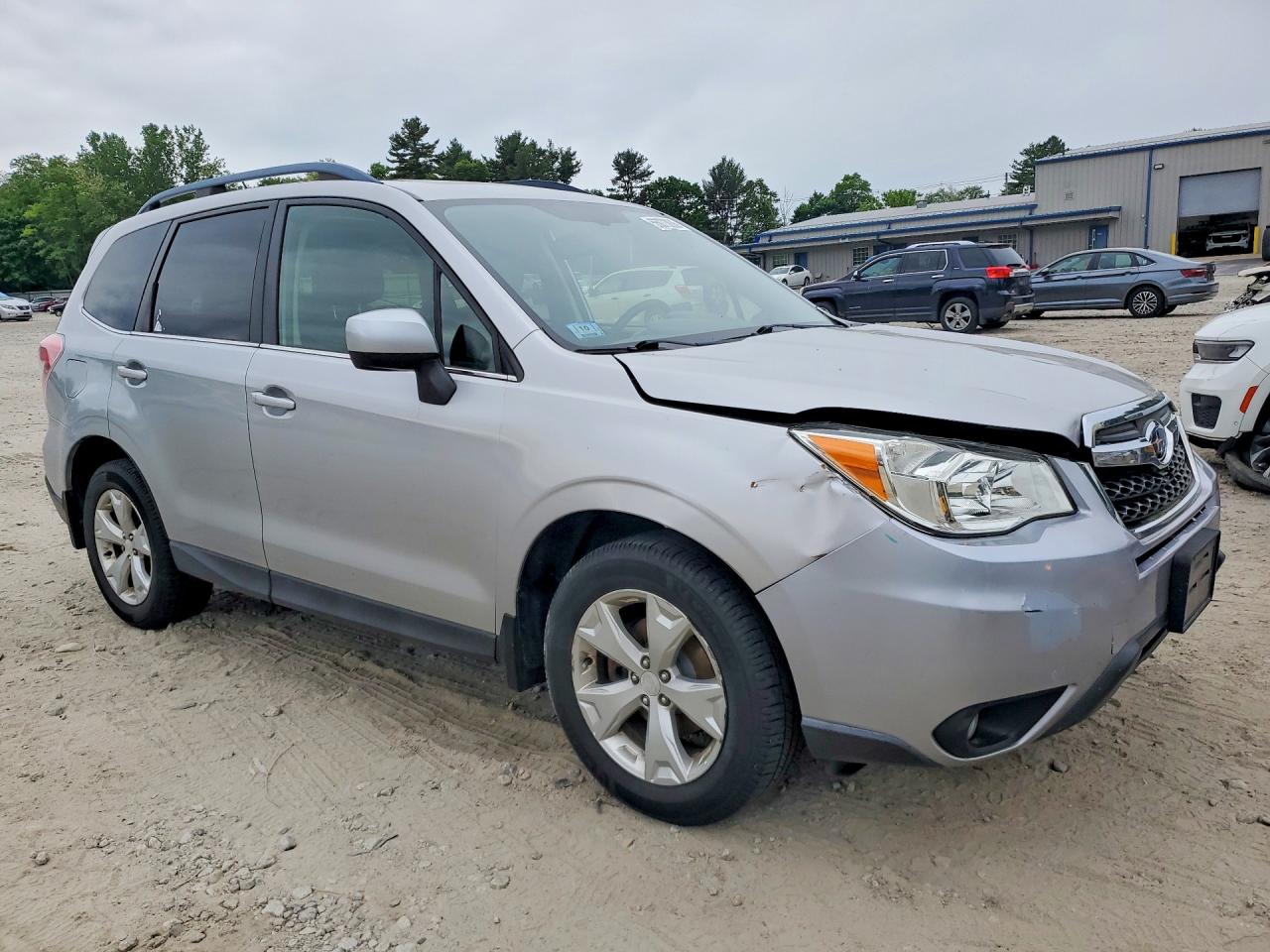 2014 Subaru Forester 2.5i Limited Silver vin: JF2SJAHC0EH554028