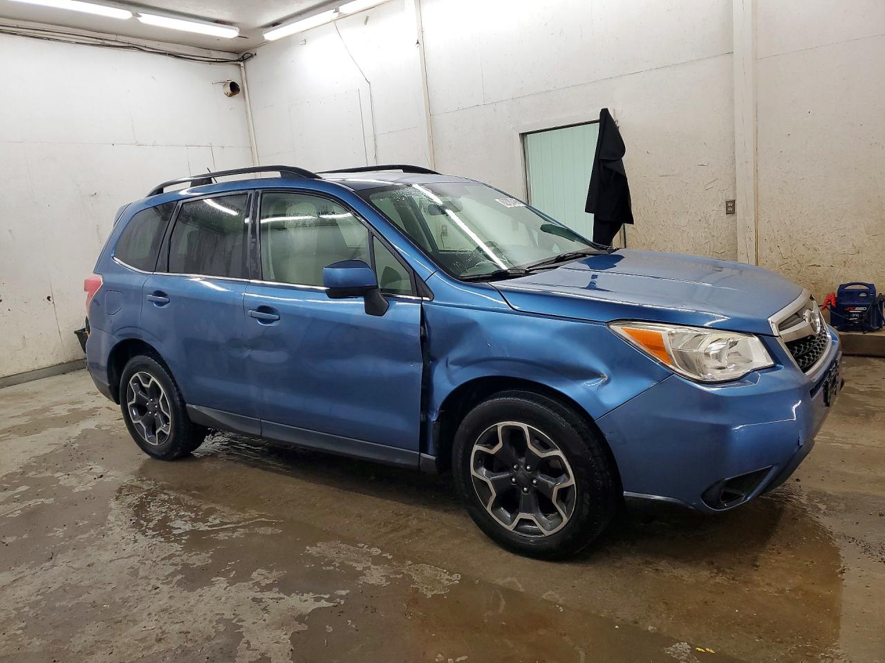 2015 Subaru Forester 2.5i Limited Blue vin: JF2SJAHC0FH463018