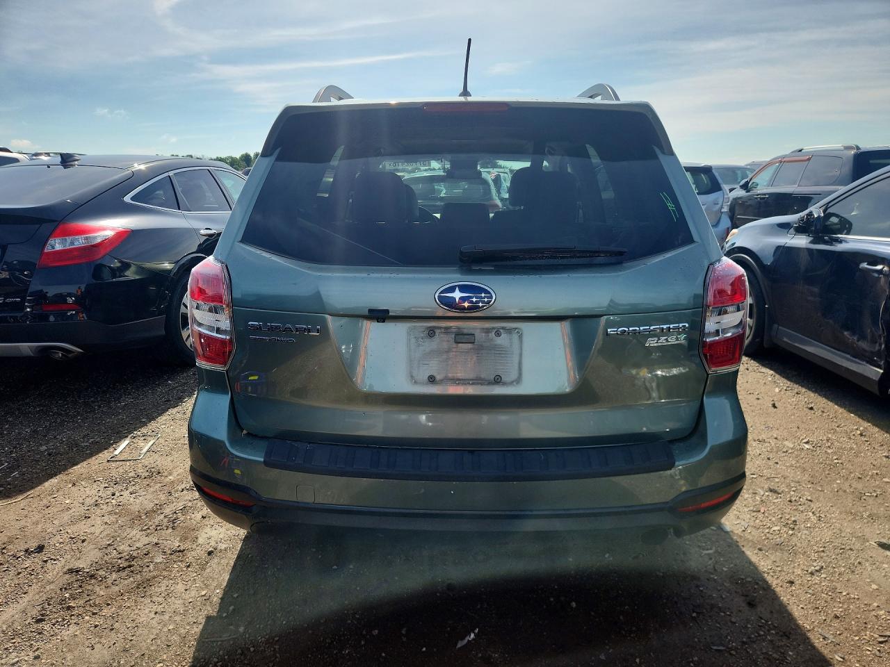 2015 Subaru Forester 2.5i Limited Green vin: JF2SJAHC0FH490199