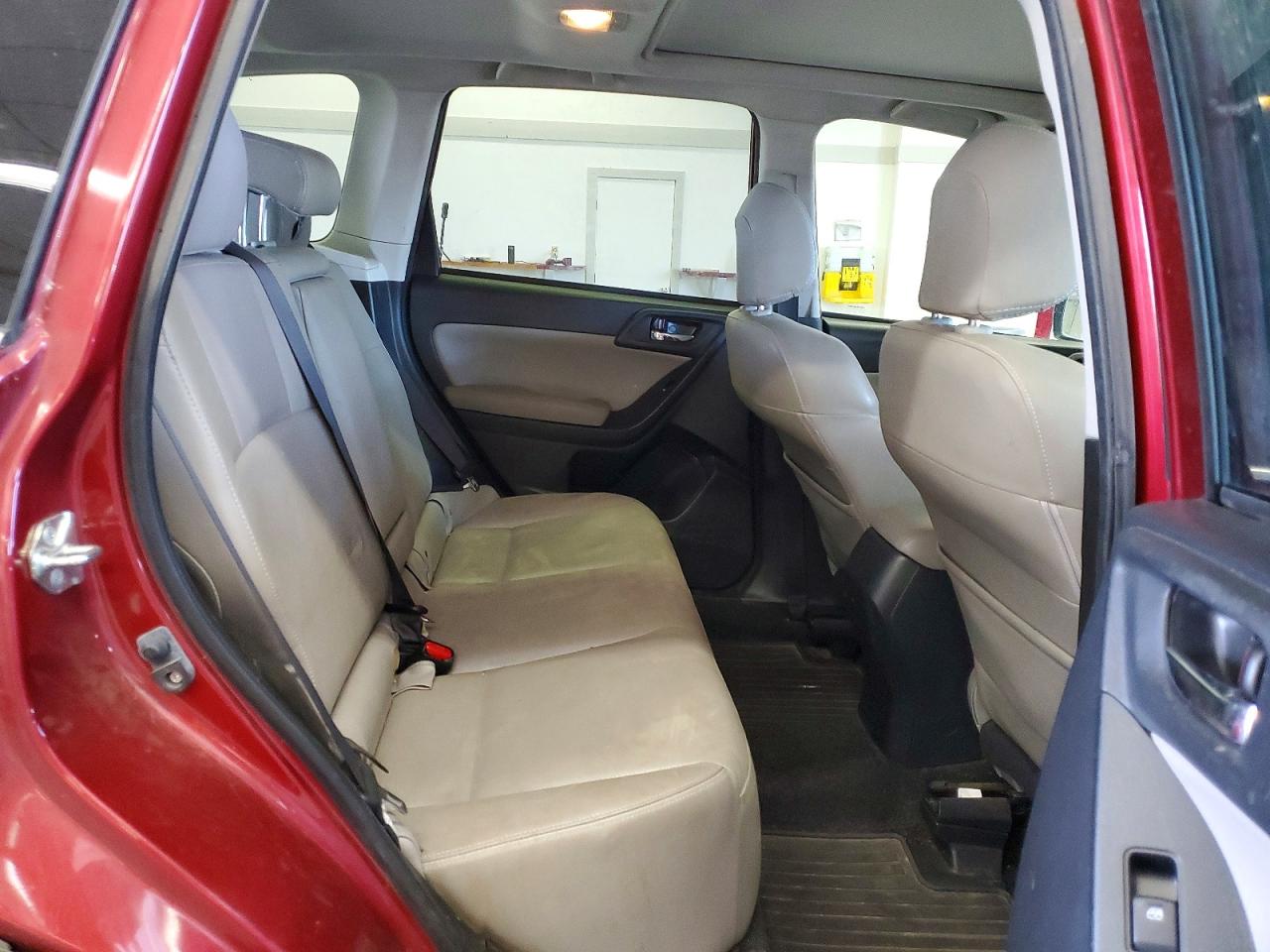 2015 Subaru Forester 2.5i Limited Red vin: JF2SJAHC0FH552944