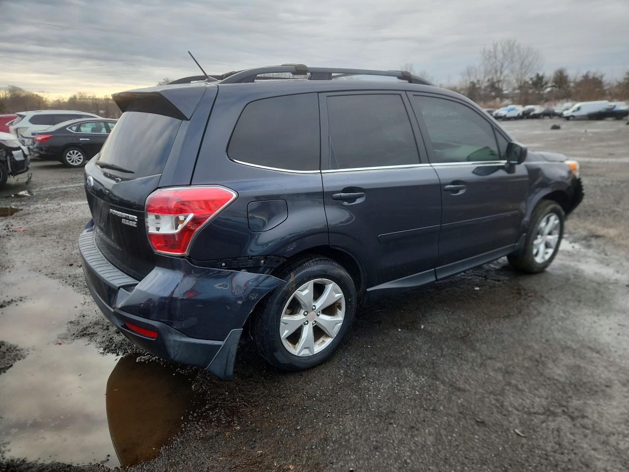 2015 Subaru Forester 2.5i Limited Charcoal vin: JF2SJAHC0FH595017