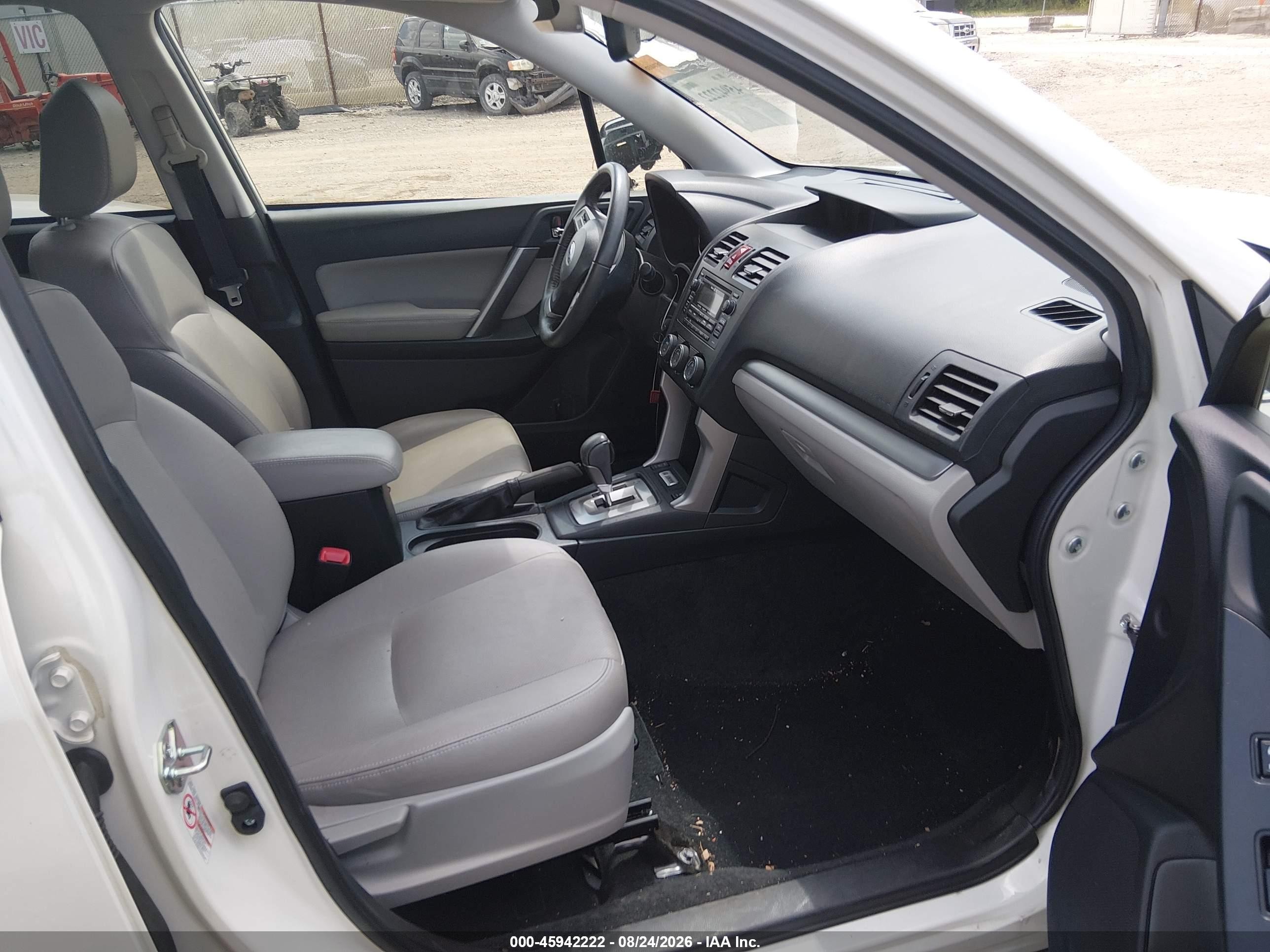 2015 Subaru Forester 2.5i Limited White vin: JF2SJAHC0FH811822