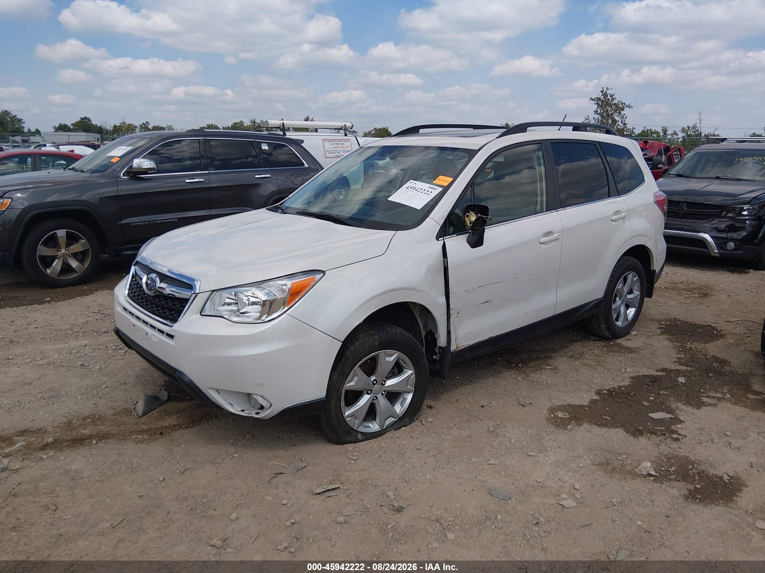 2015 Subaru Forester 2.5i Limited White vin: JF2SJAHC0FH811822