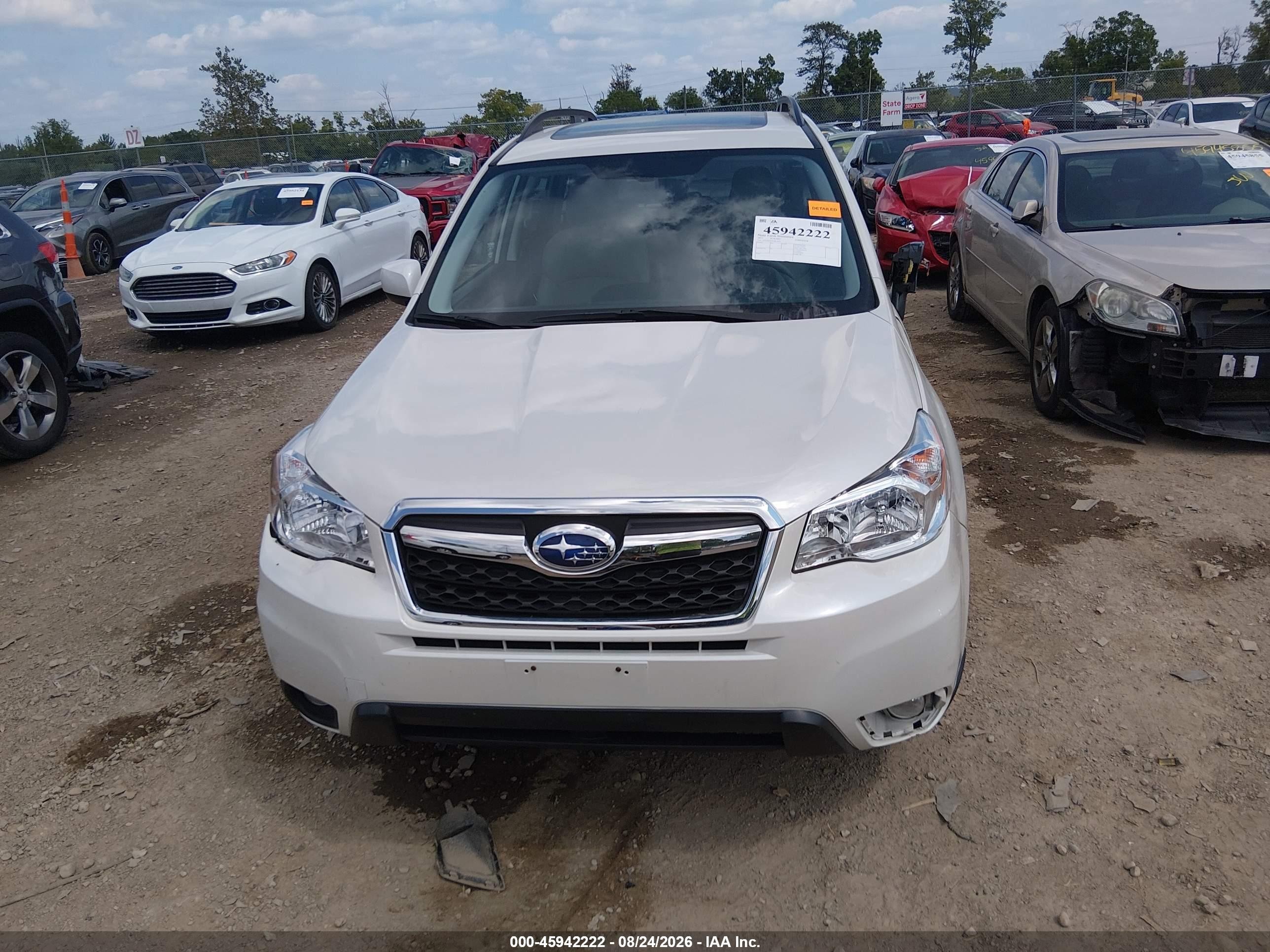 2015 Subaru Forester 2.5i Limited White vin: JF2SJAHC0FH811822