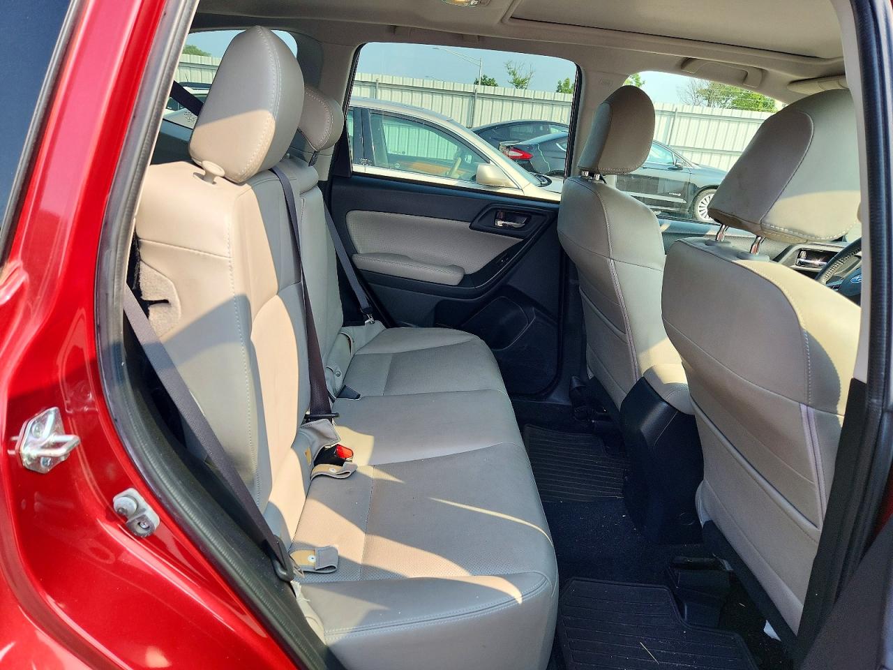 2015 Subaru Forester 2.5i Limited Red vin: JF2SJAHC0FH820035