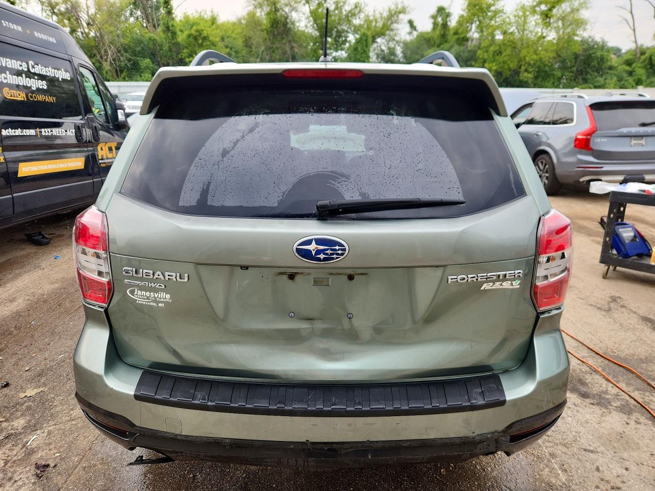 2014 Subaru Forester 2.5i Limited Green vin: JF2SJAHC1EH432911