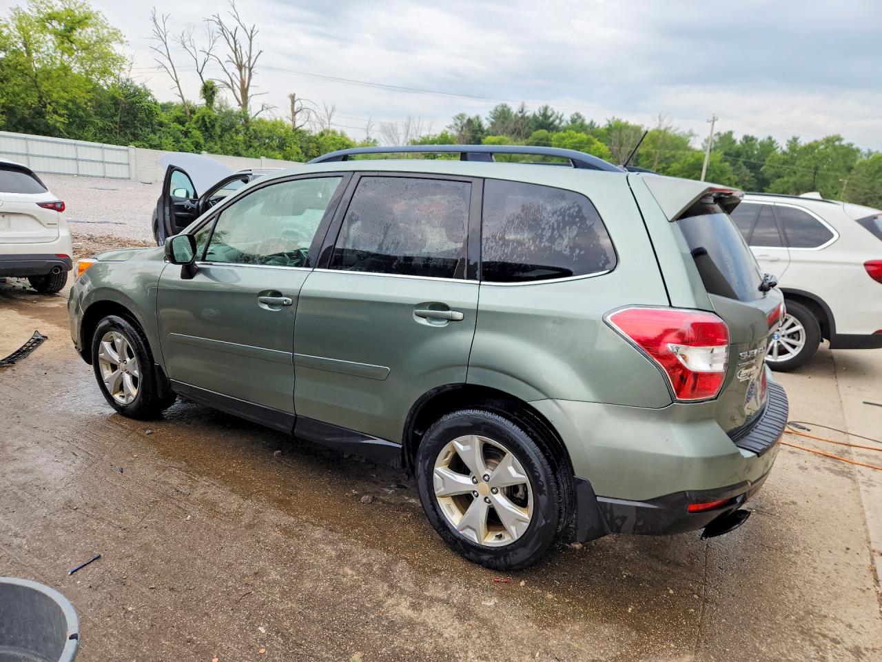 2014 Subaru Forester 2.5i Limited Green vin: JF2SJAHC1EH432911