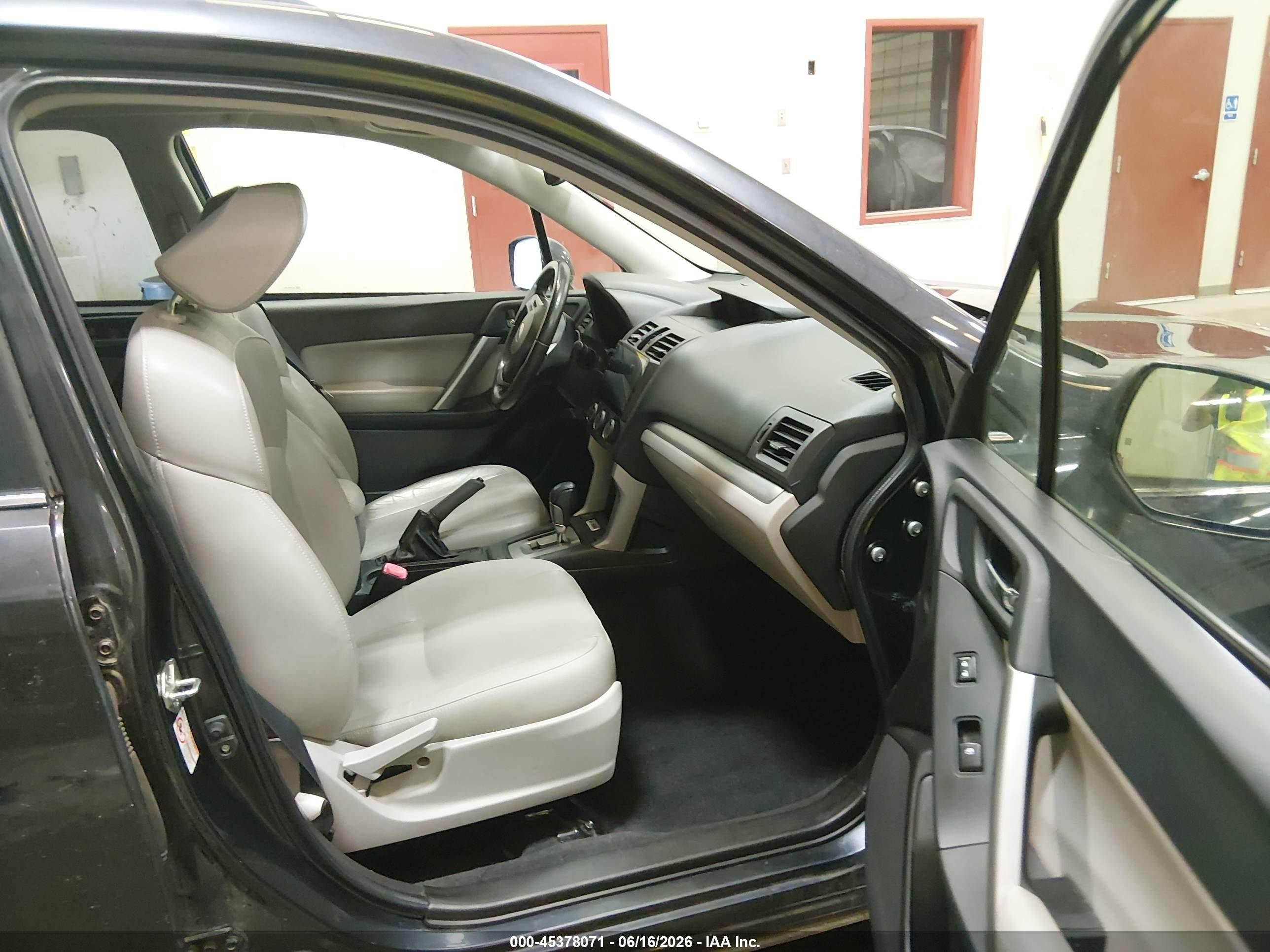 2014 Subaru Forester 2.5i Limited Черный vin: JF2SJAHC1EH459087