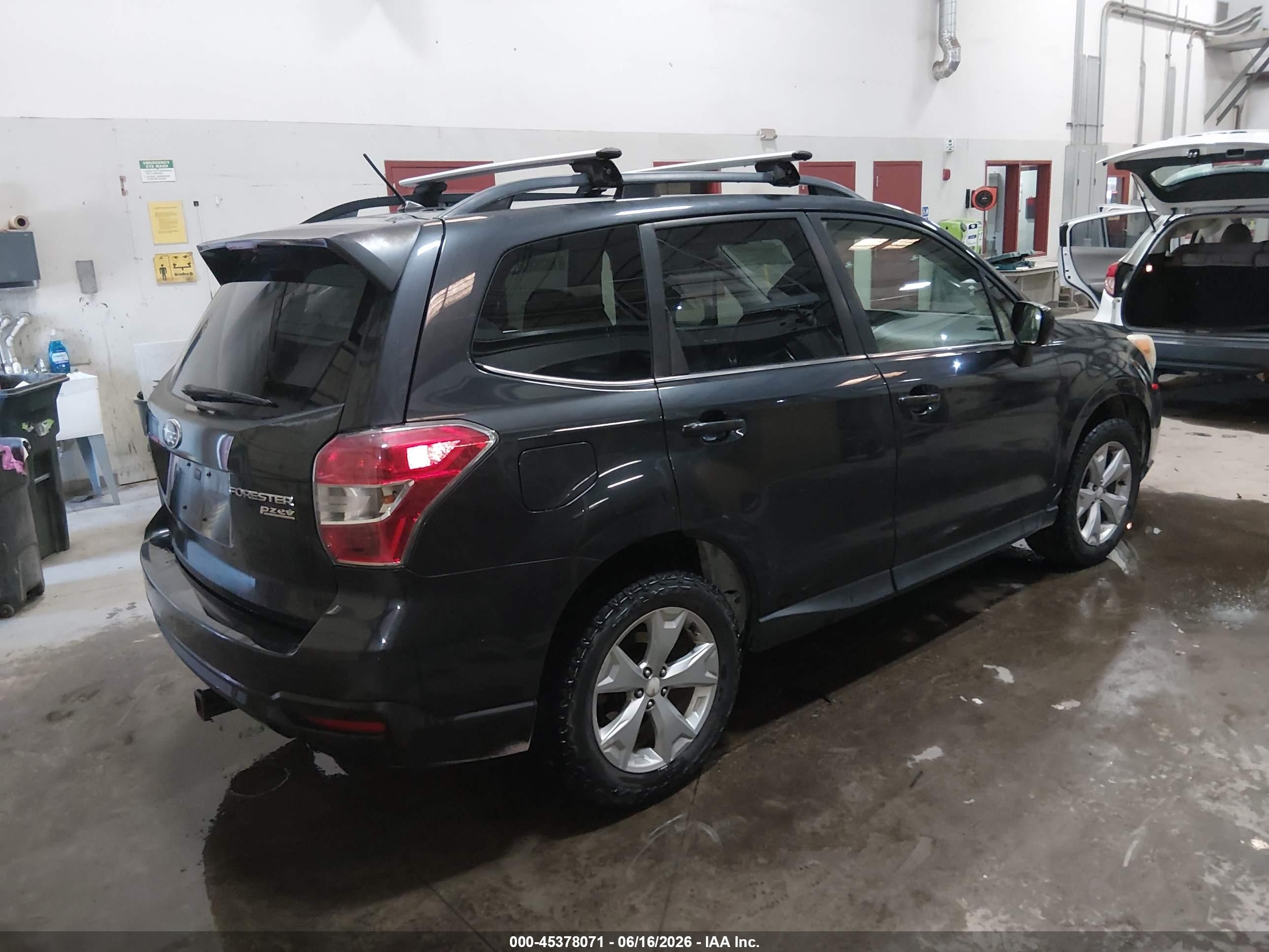 2014 Subaru Forester 2.5i Limited Черный vin: JF2SJAHC1EH459087