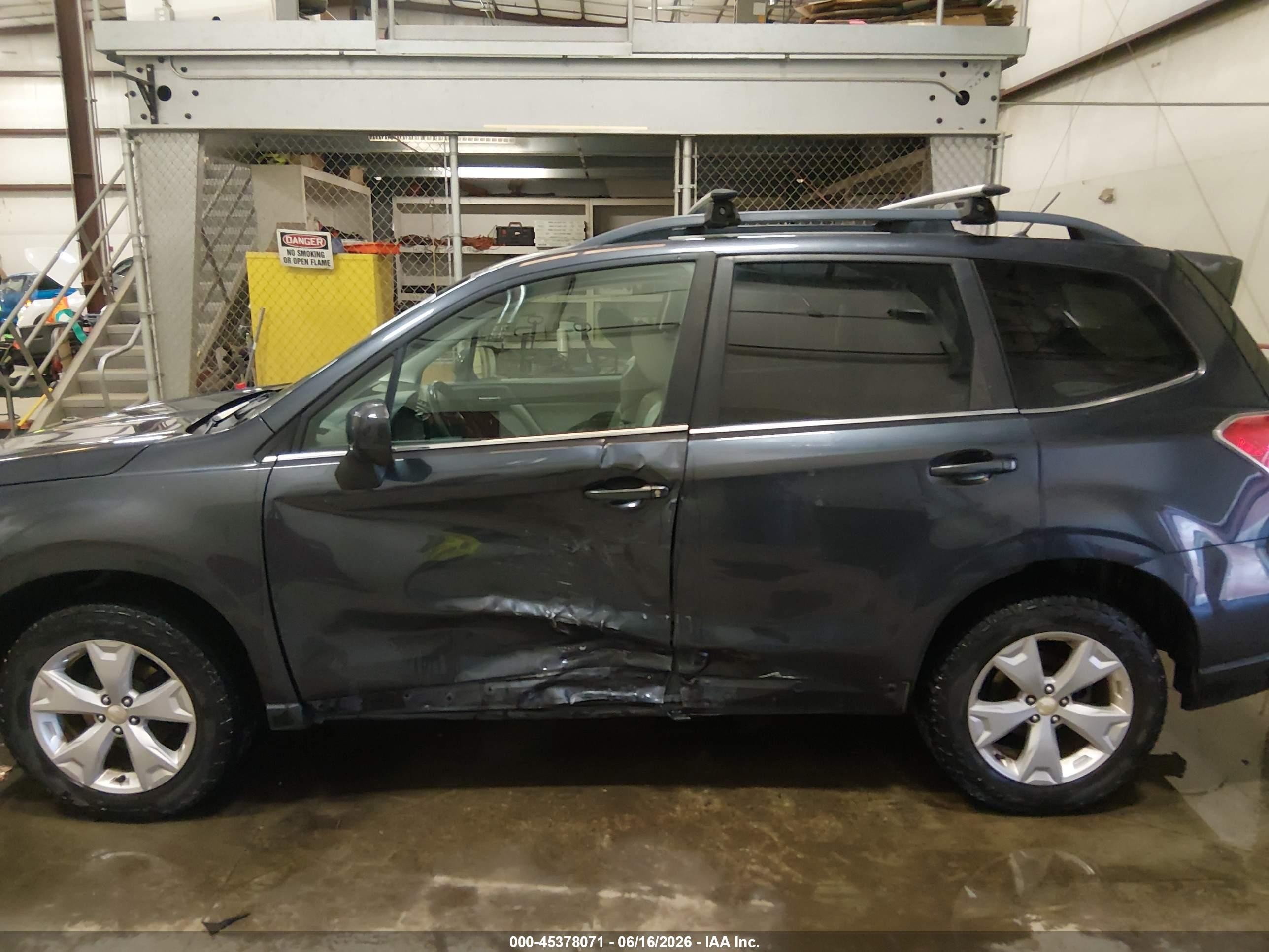 2014 Subaru Forester 2.5i Limited Черный vin: JF2SJAHC1EH459087