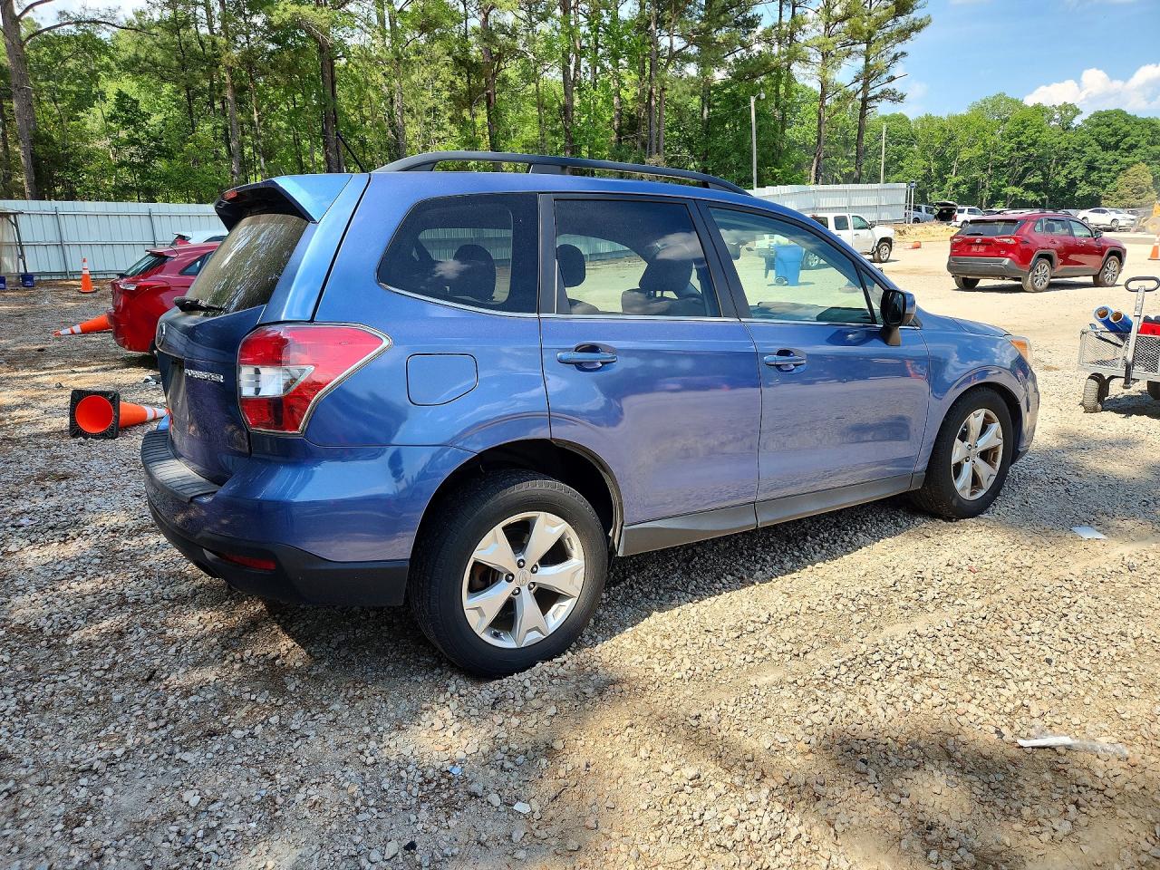2015 Subaru Forester 2.5i Limited Blue vin: JF2SJAHC1FH428617
