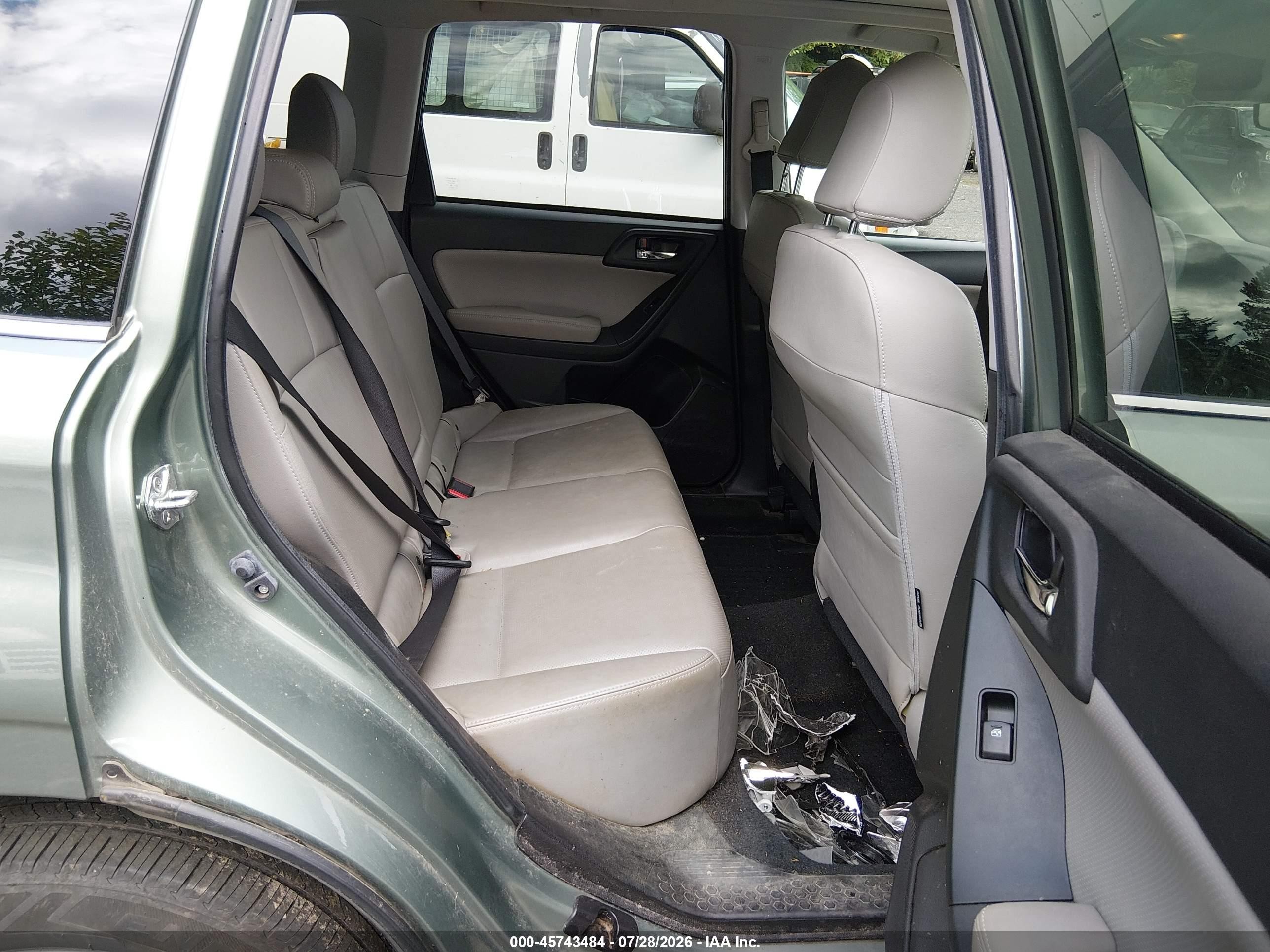 2015 Subaru Forester 2.5i Limited Green vin: JF2SJAHC1FH473217