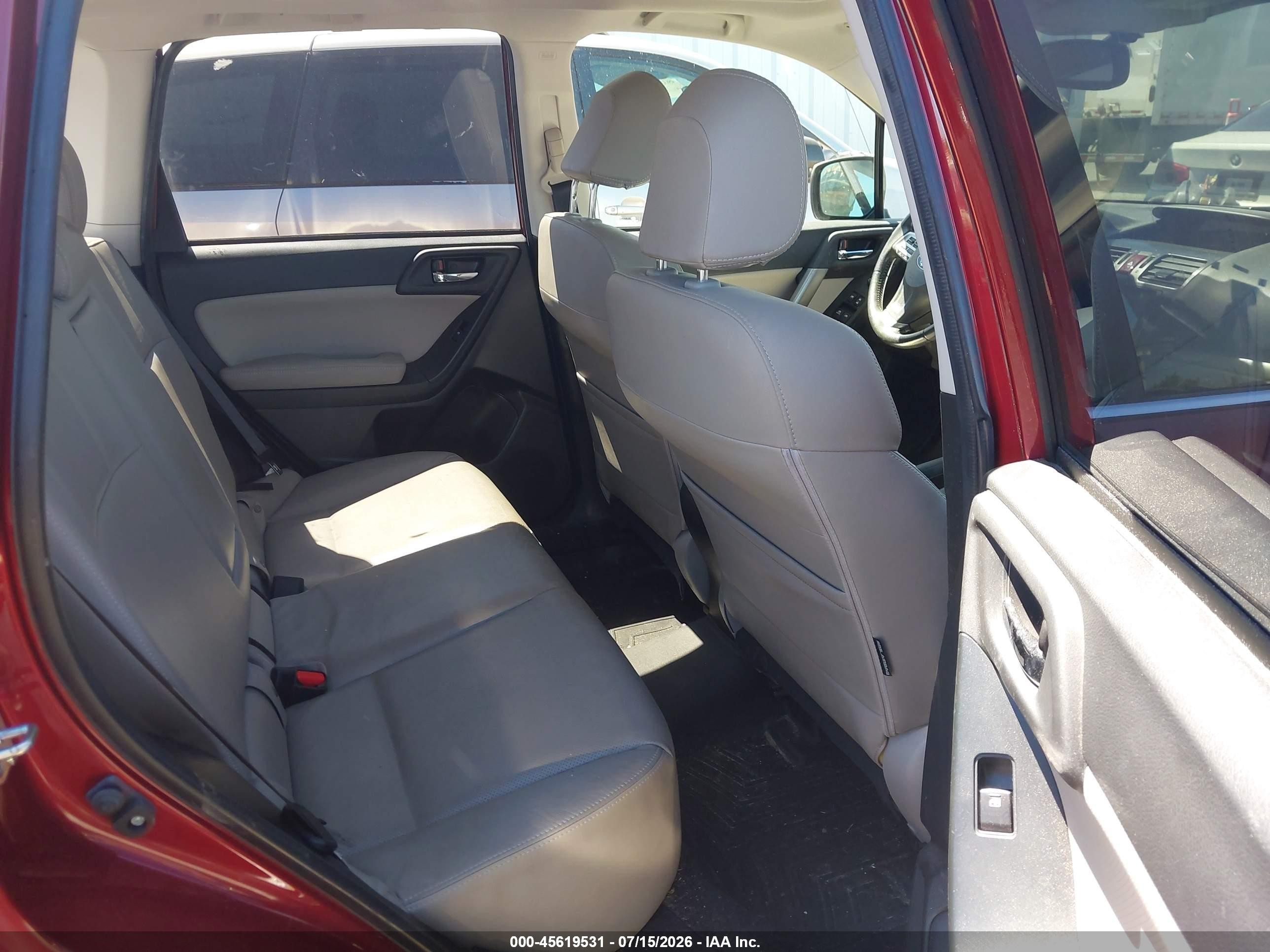 2014 Subaru Forester 2.5i Limited Красный vin: JF2SJAHC2EH433095