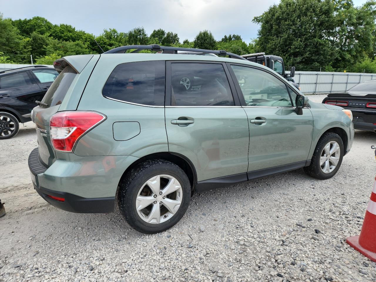 2014 Subaru Forester 2.5i Limited Green vin: JF2SJAHC2EH502707
