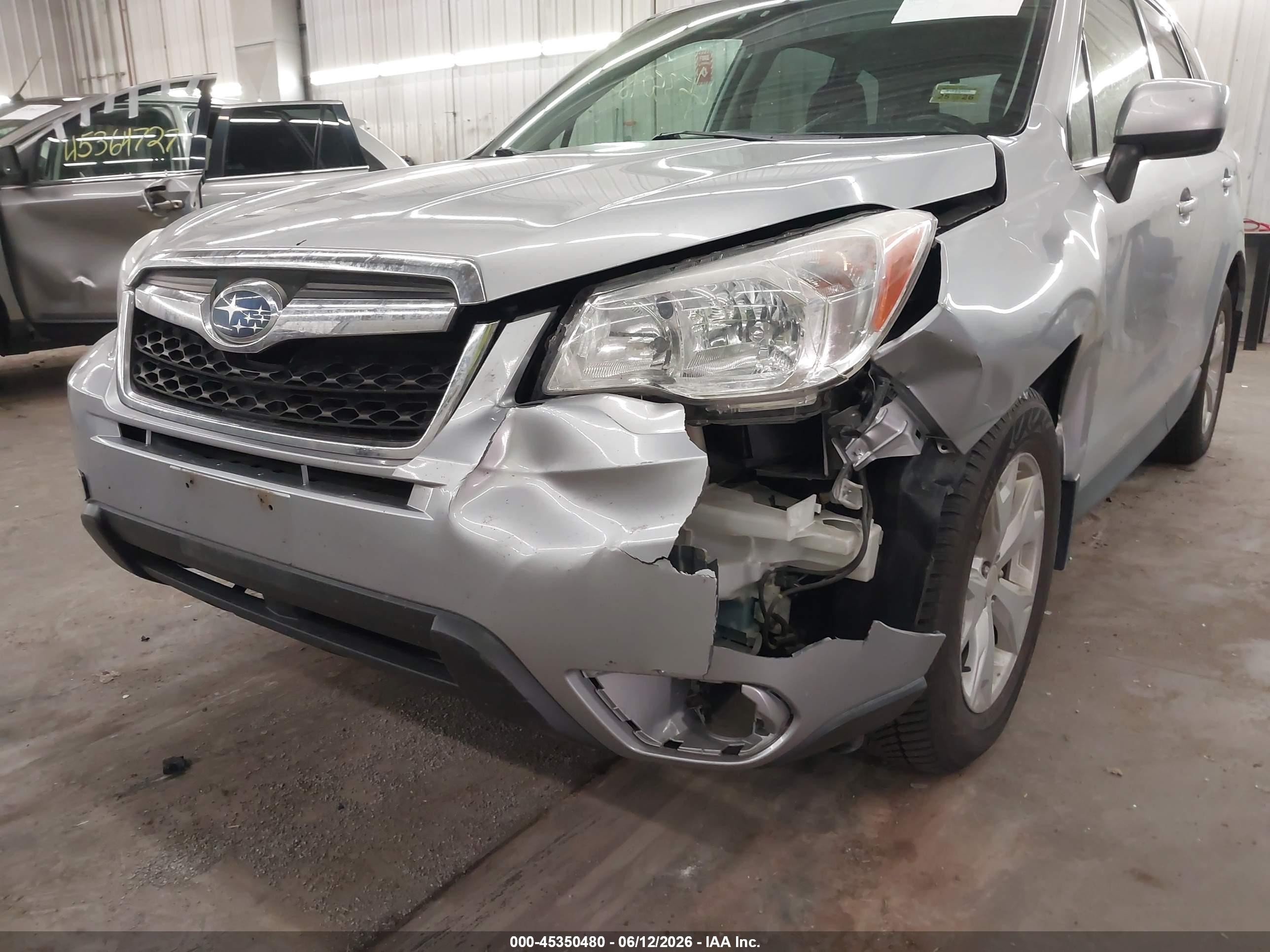2014 Subaru Forester 2.5i Limited Silver vin: JF2SJAHC2EH535271