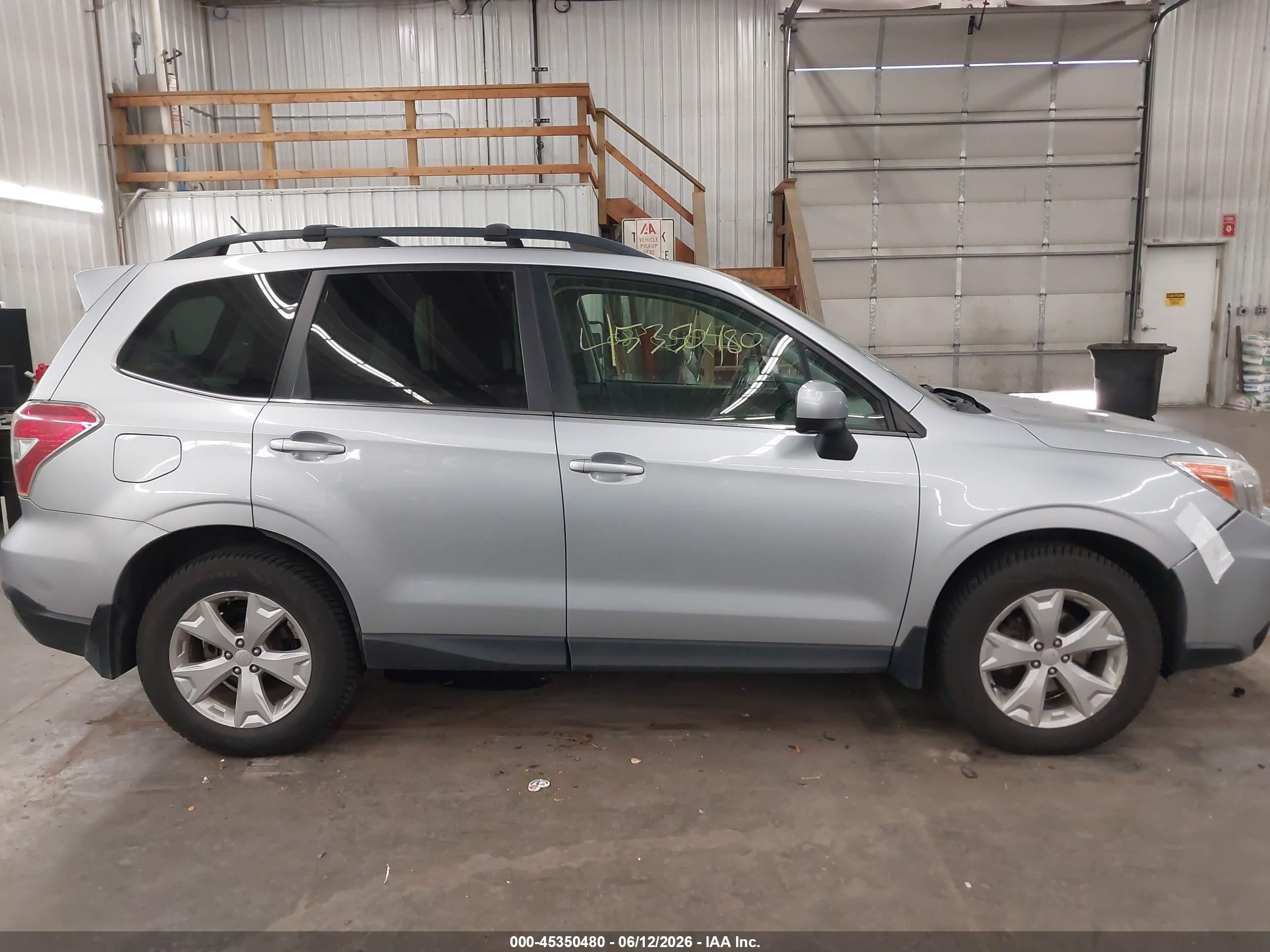 2014 Subaru Forester 2.5i Limited Silver vin: JF2SJAHC2EH535271