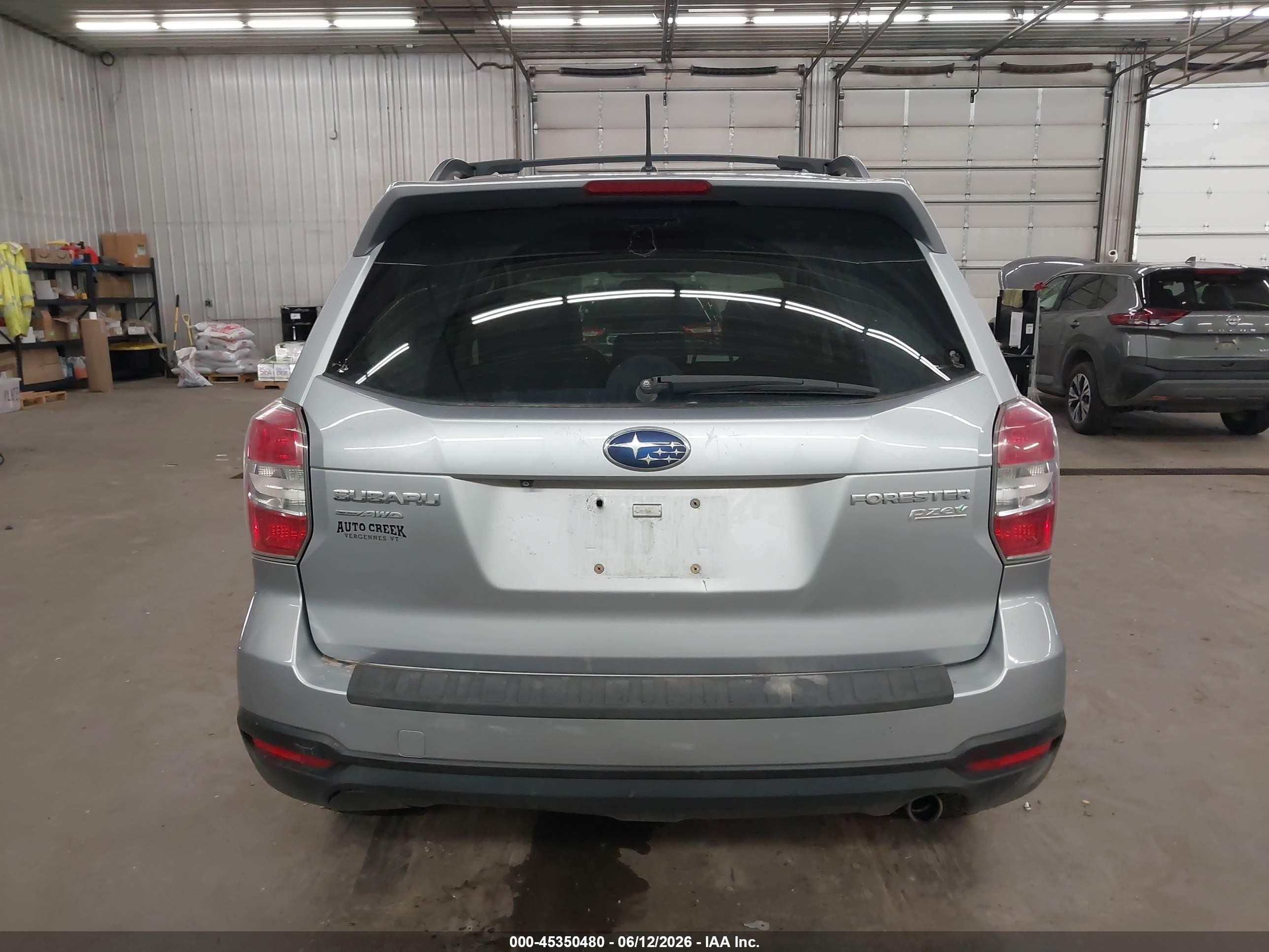 2014 Subaru Forester 2.5i Limited Silver vin: JF2SJAHC2EH535271