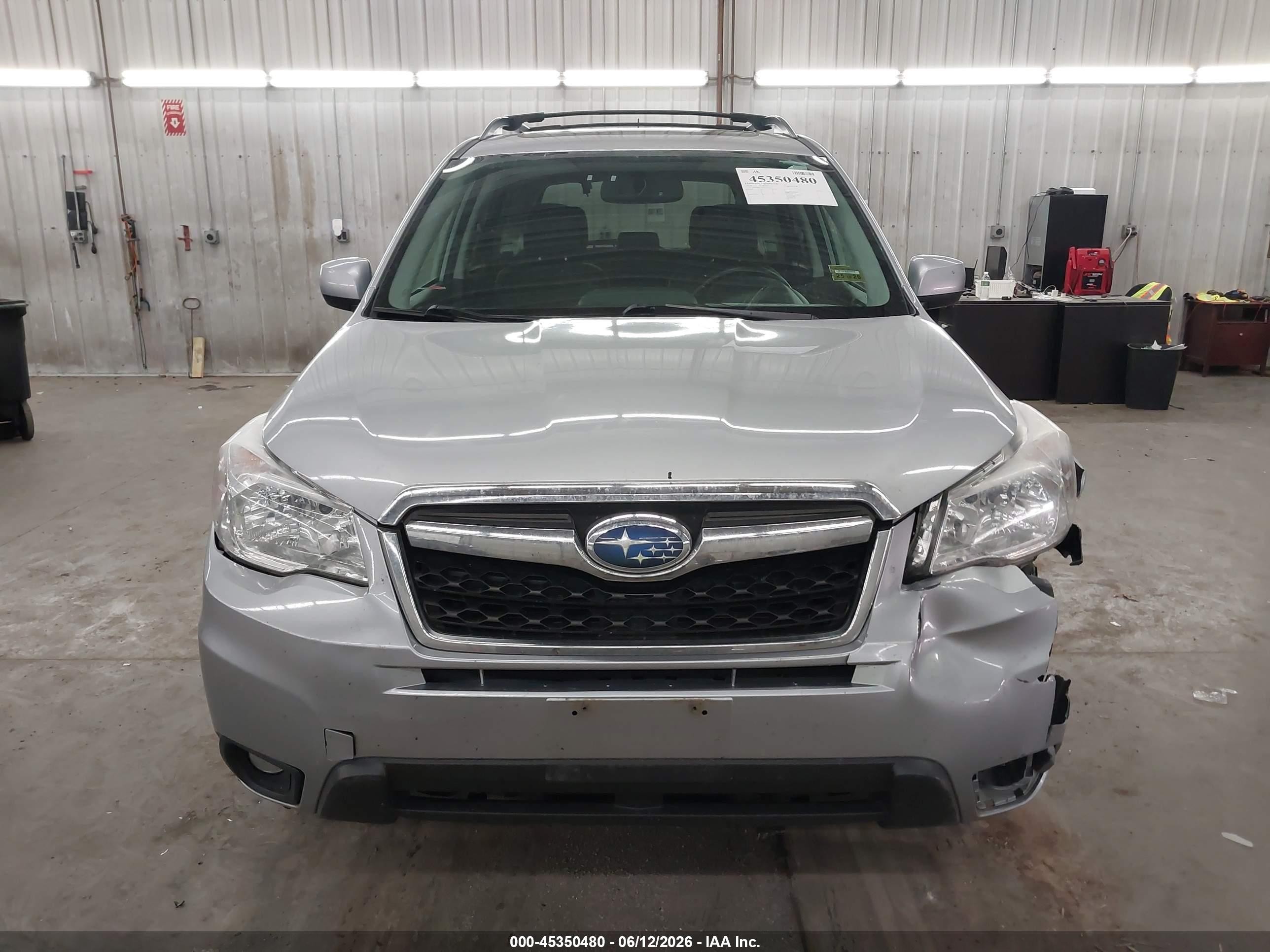 2014 Subaru Forester 2.5i Limited Silver vin: JF2SJAHC2EH535271