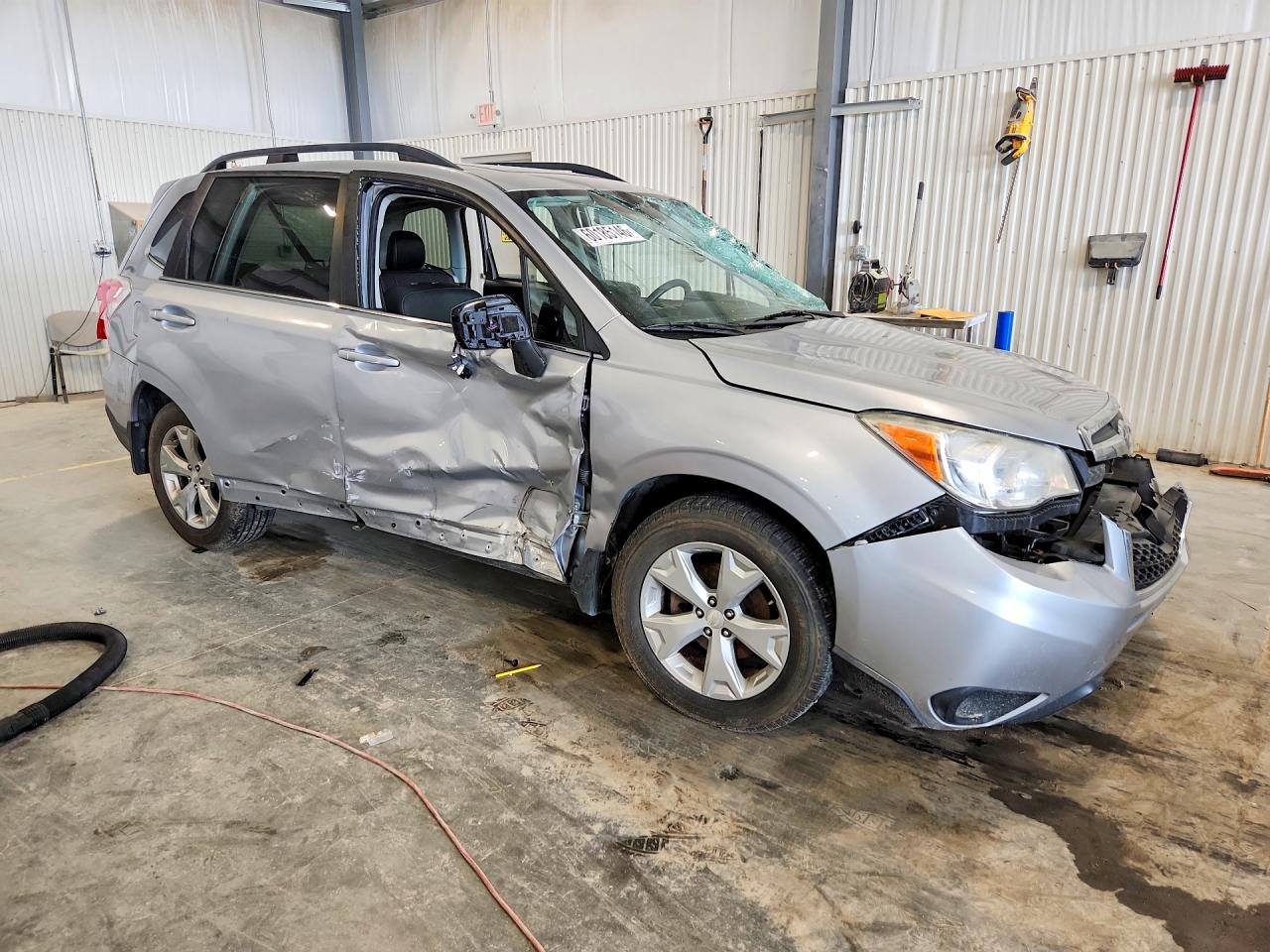 2015 Subaru Forester 2.5i Limited Gray vin: JF2SJAHC2FH481004
