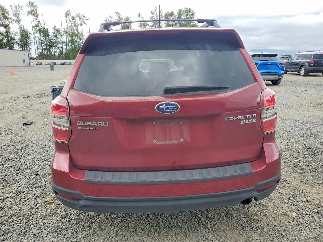 2015 Subaru Forester 2.5i Limited Red vin: JF2SJAHC2FH505334