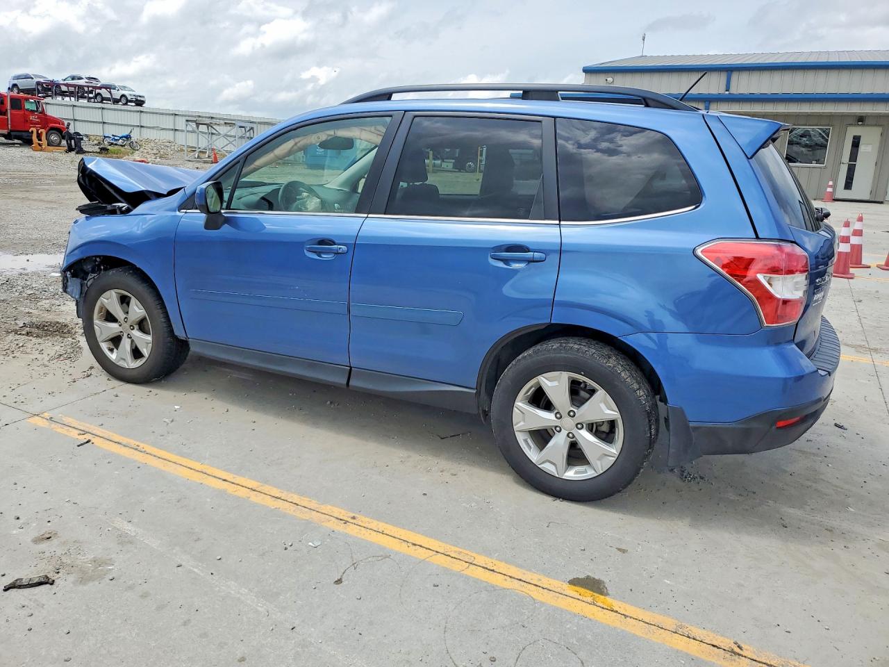 2015 Subaru Forester 2.5i Limited Blue vin: JF2SJAHC2FH803902