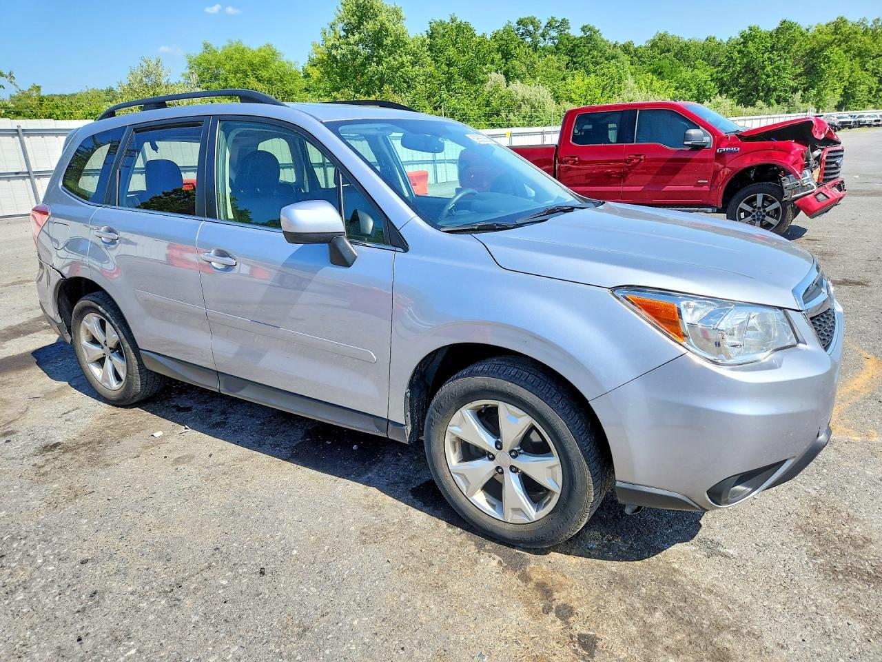 2015 Subaru Forester Silver vin: JF2SJAHC2FH819467