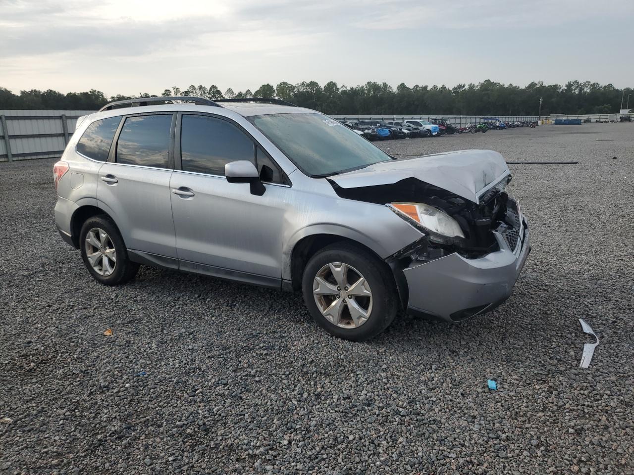 2014 Subaru Forester 2.5i Limited Silver vin: JF2SJAHC3EH458846