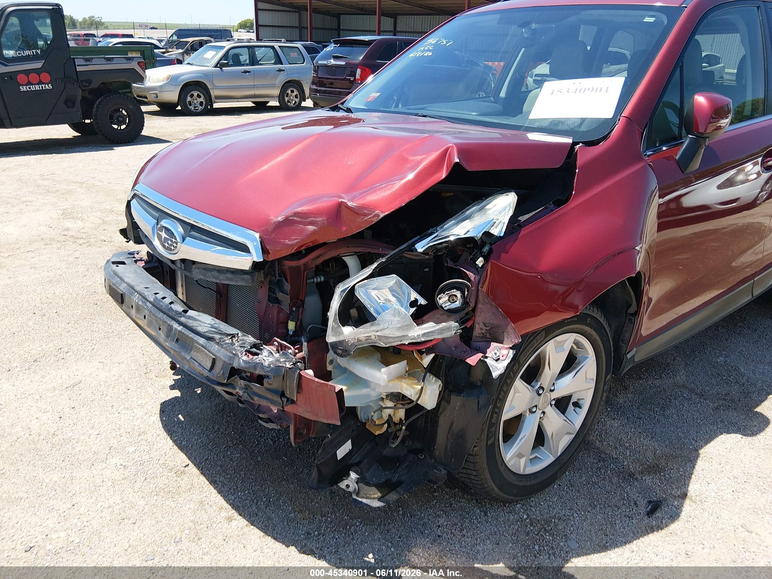 2015 Subaru Forester 2.5i Limited Red vin: JF2SJAHC3FH451655