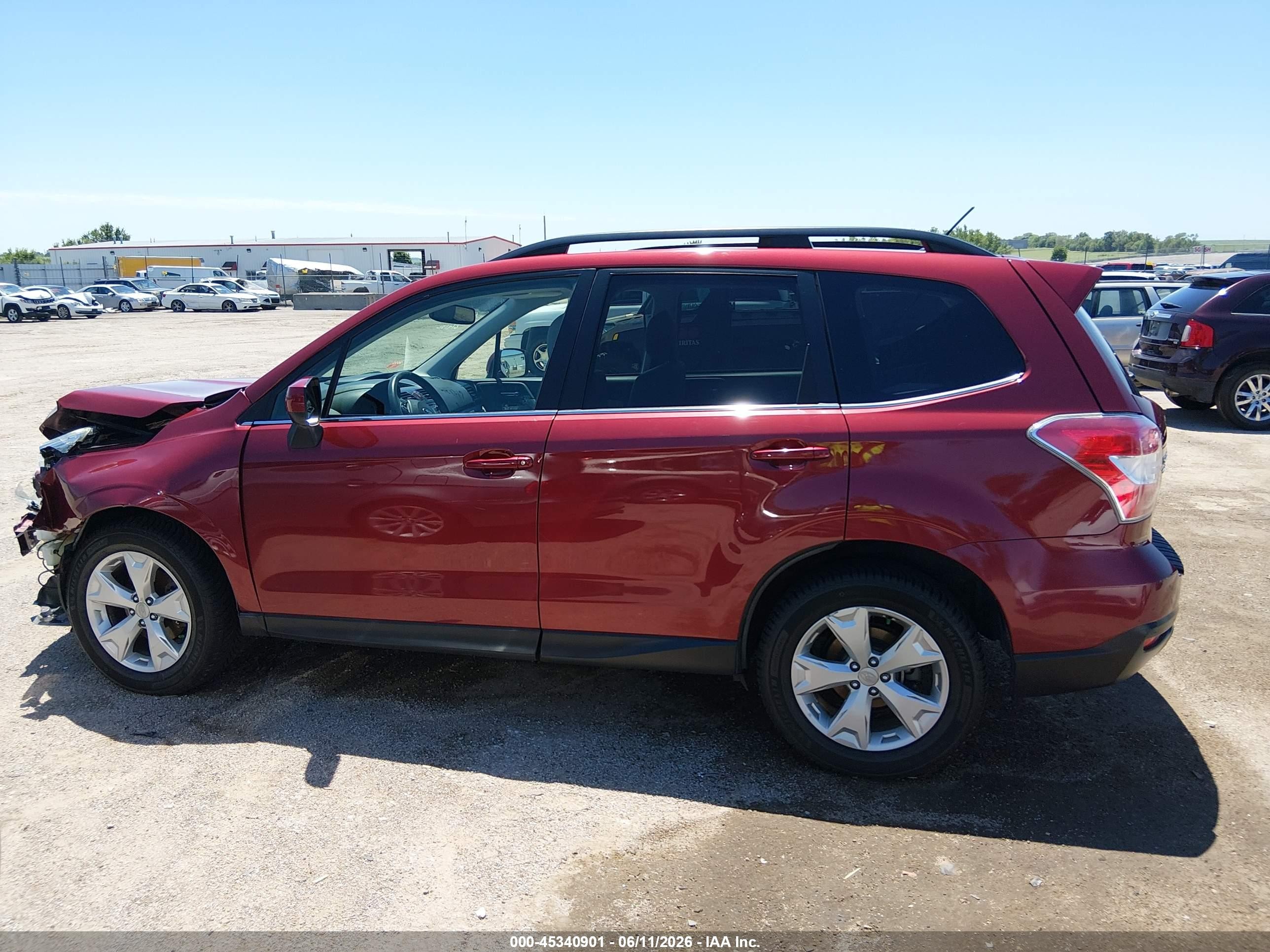 2015 Subaru Forester 2.5i Limited Red vin: JF2SJAHC3FH451655