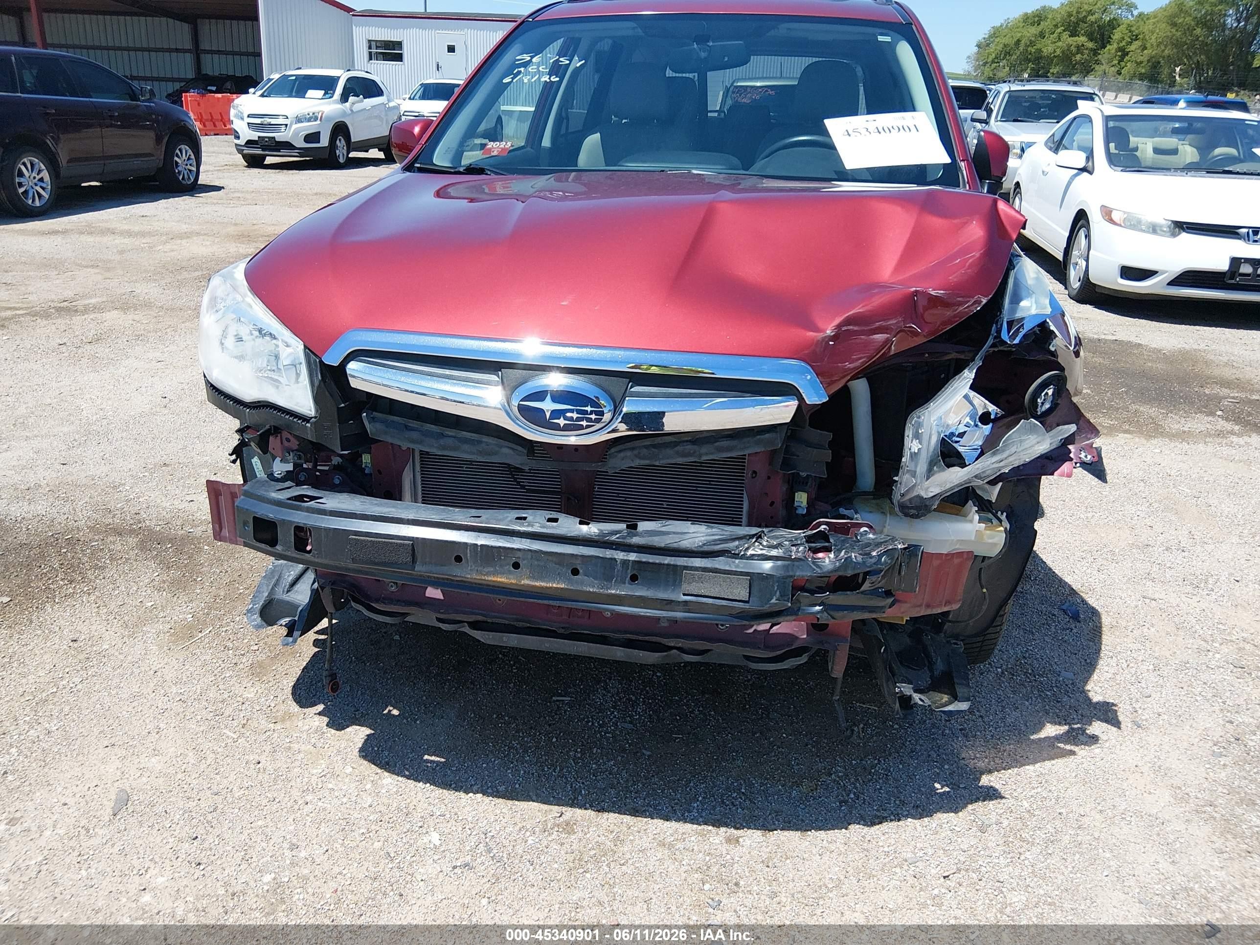 2015 Subaru Forester 2.5i Limited Red vin: JF2SJAHC3FH451655