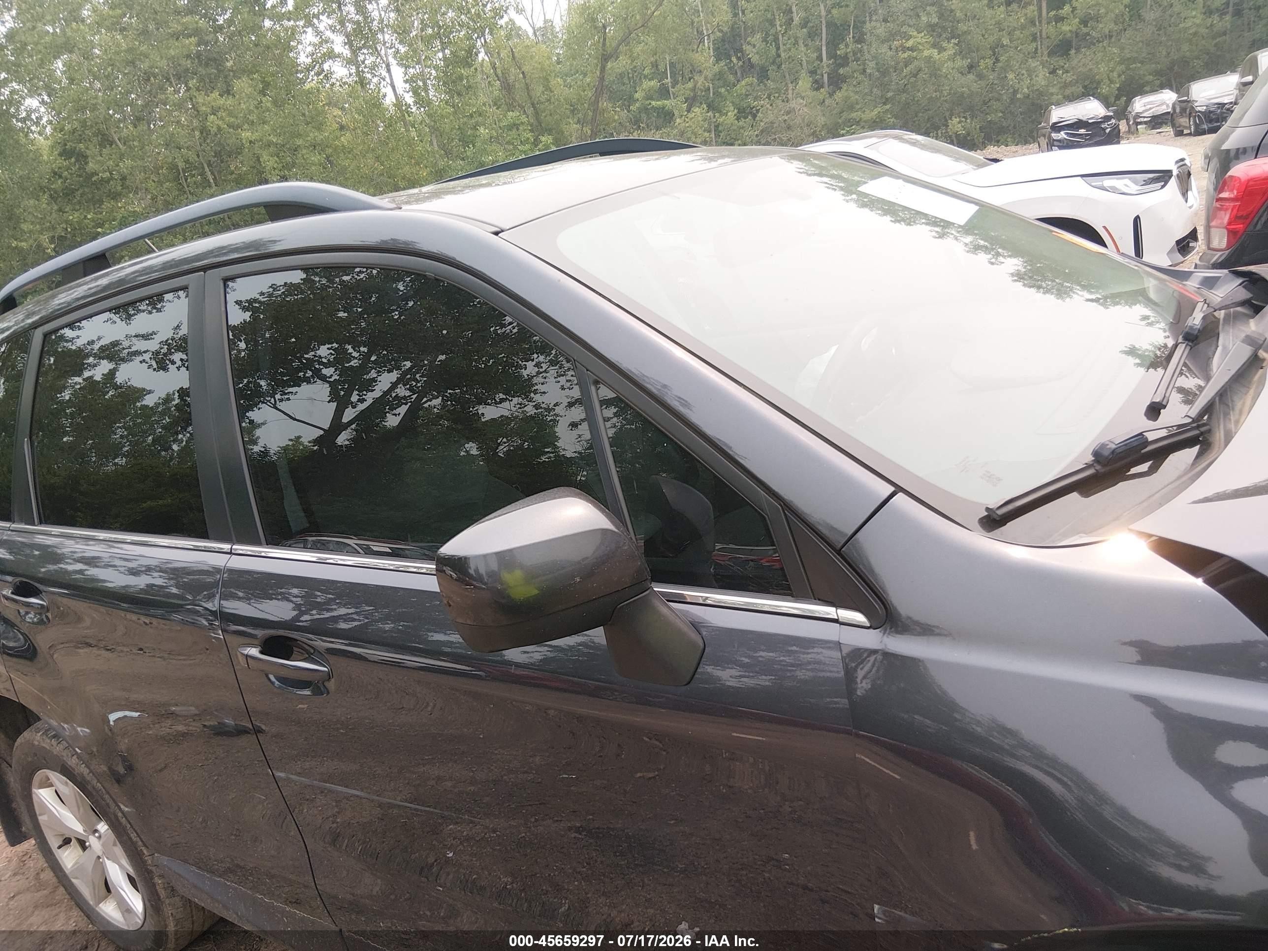 2015 Subaru Forester 2.5i Limited Gray vin: JF2SJAHC3FH510770