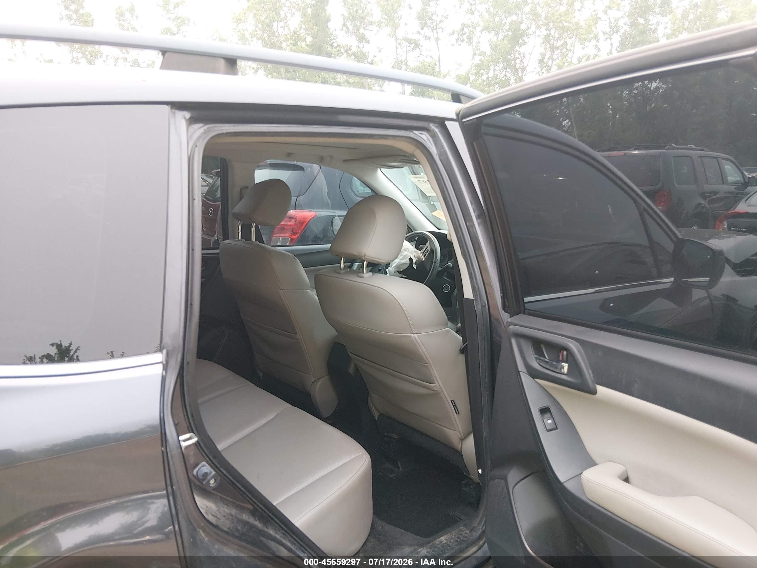 2015 Subaru Forester 2.5i Limited Gray vin: JF2SJAHC3FH510770